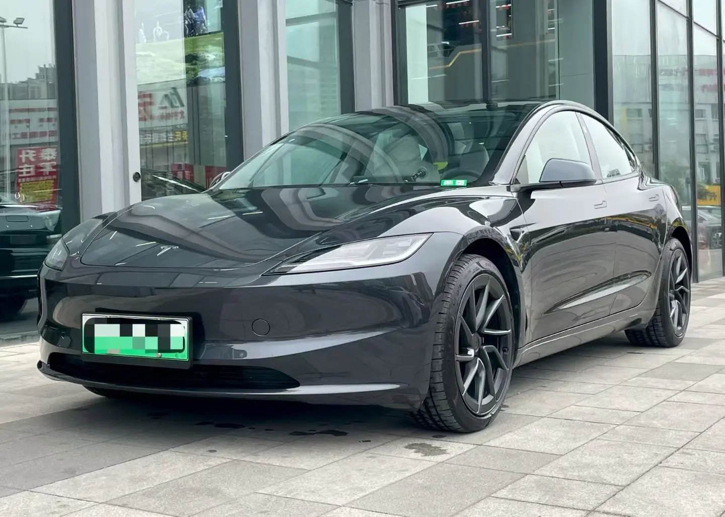 Tesla Model 3  из Китая
