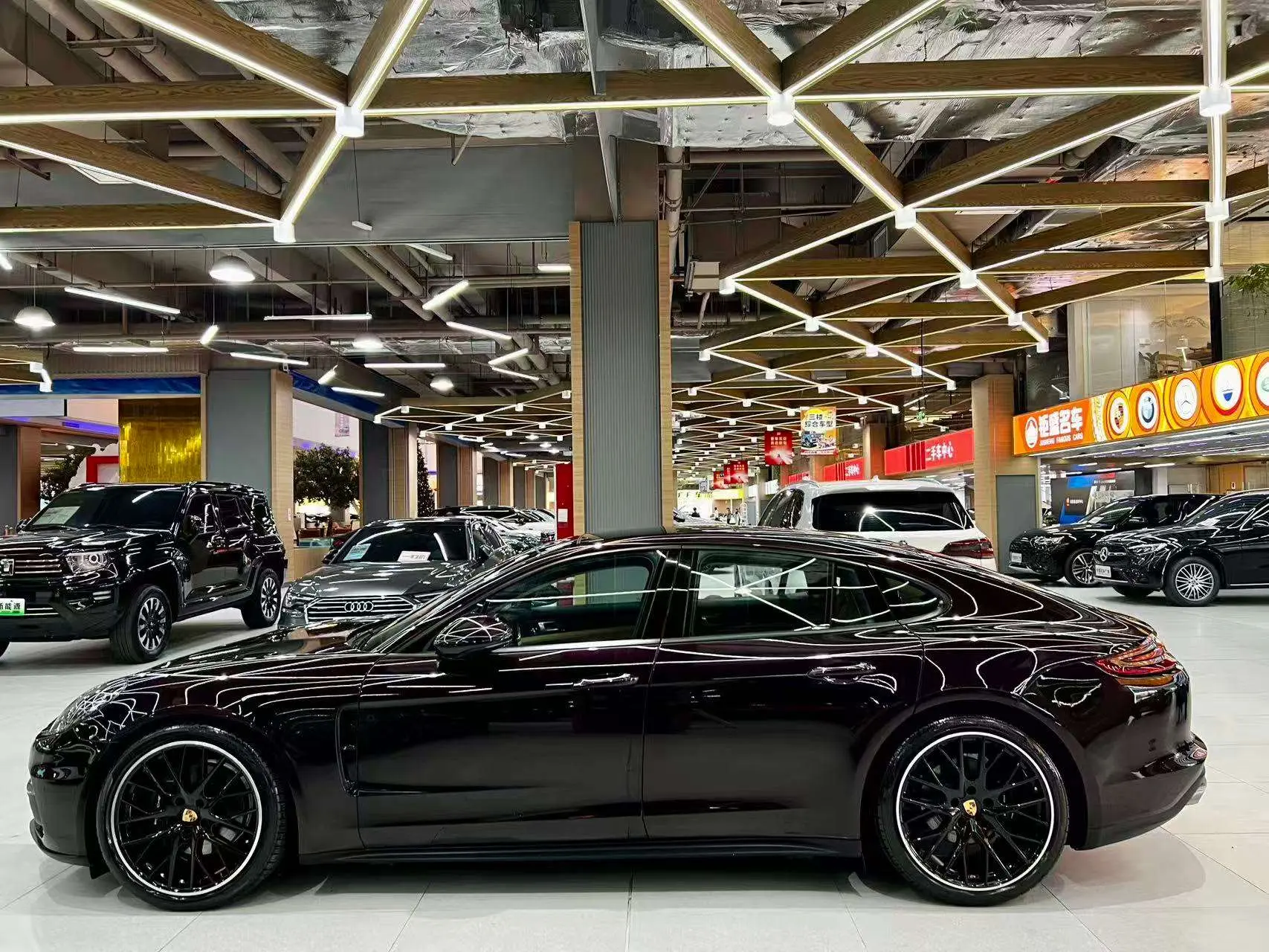 Porsche Panamera  из Китая