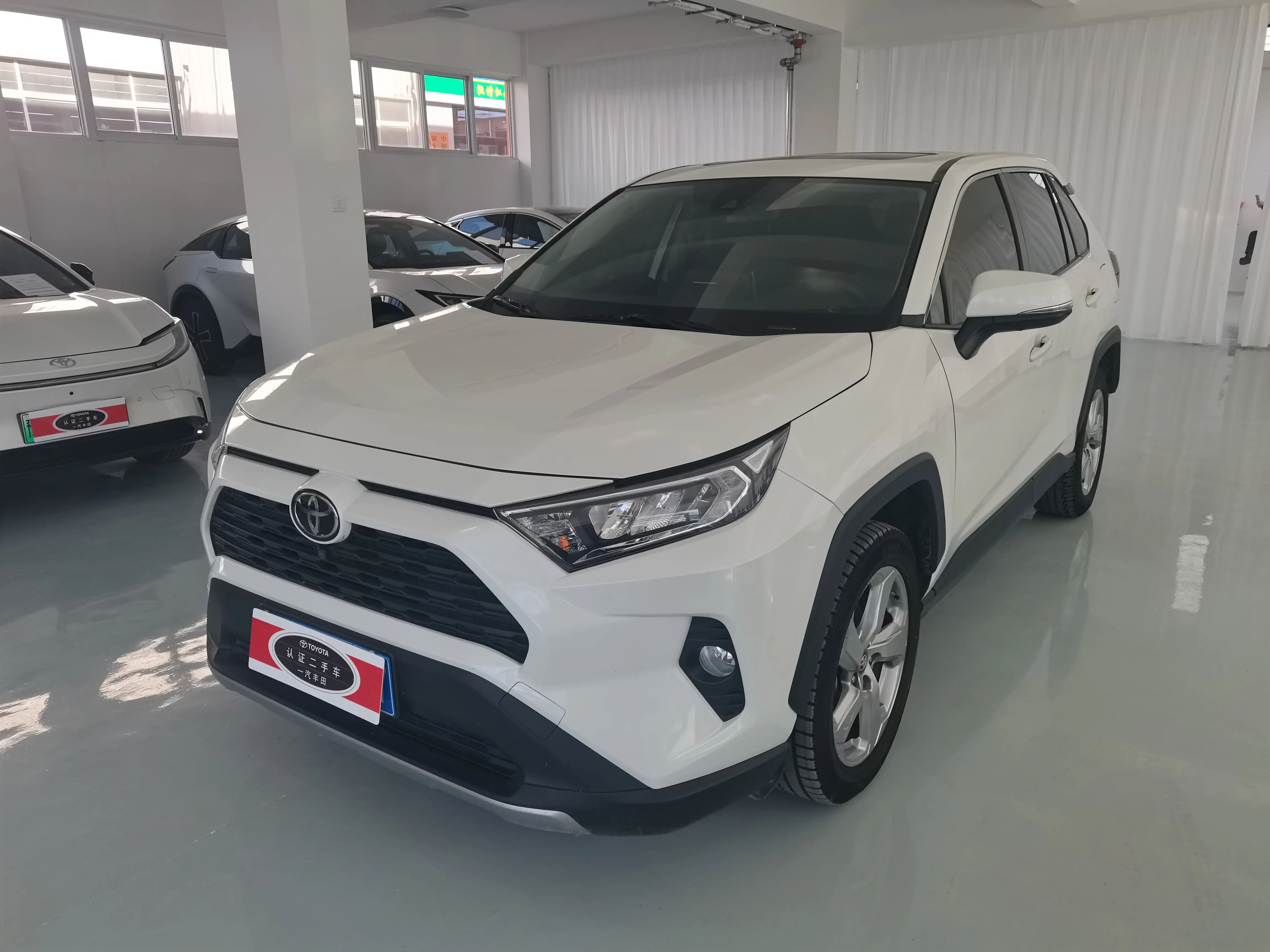 Toyota RAV4  из Китая