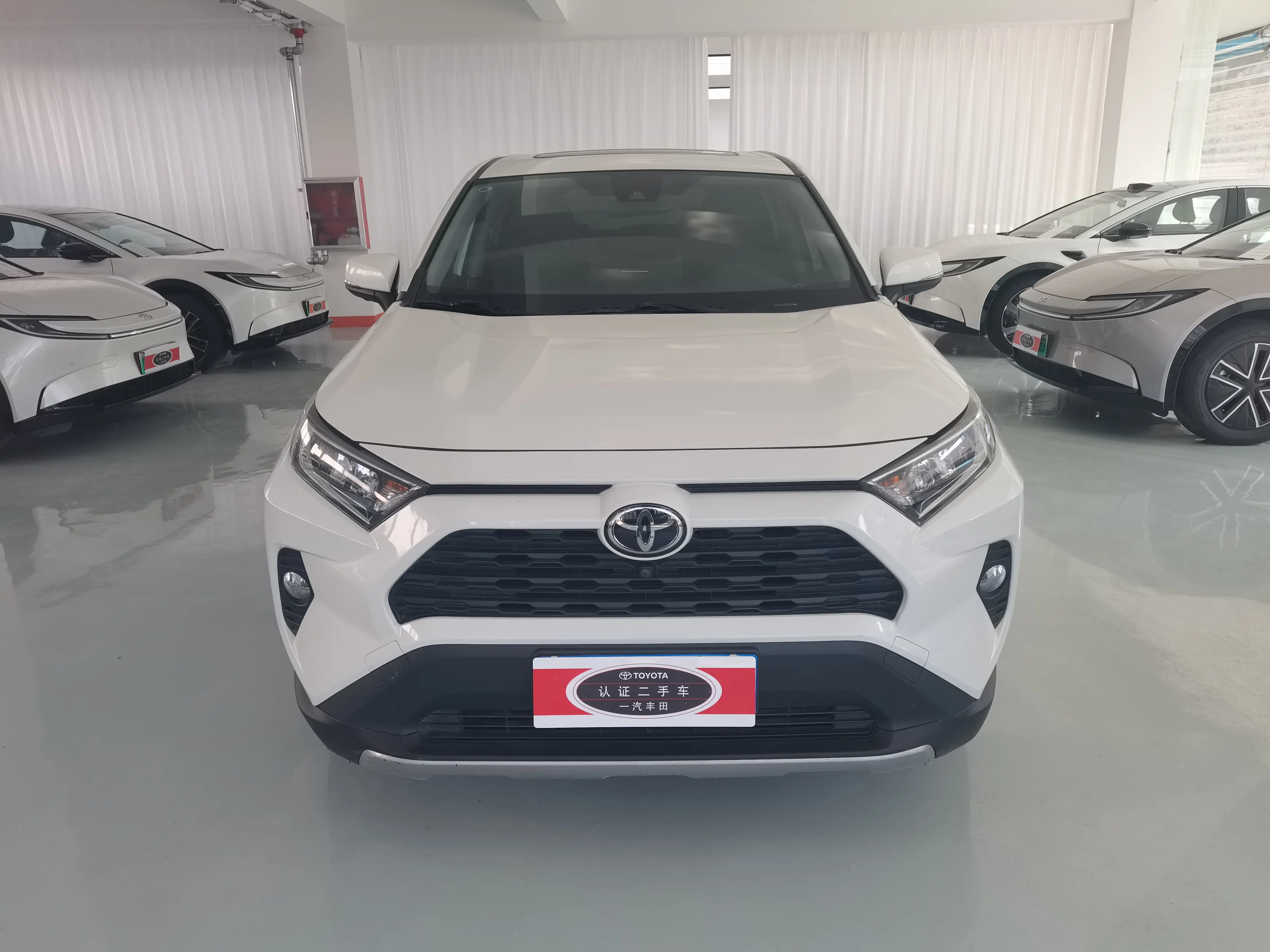 Toyota RAV4  из Китая