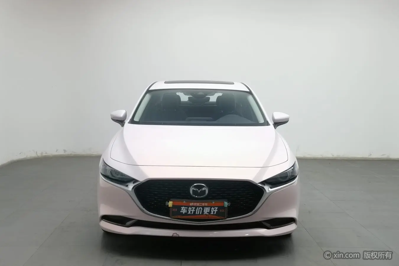 Mazda Axela (Mazda3)  из Китая
