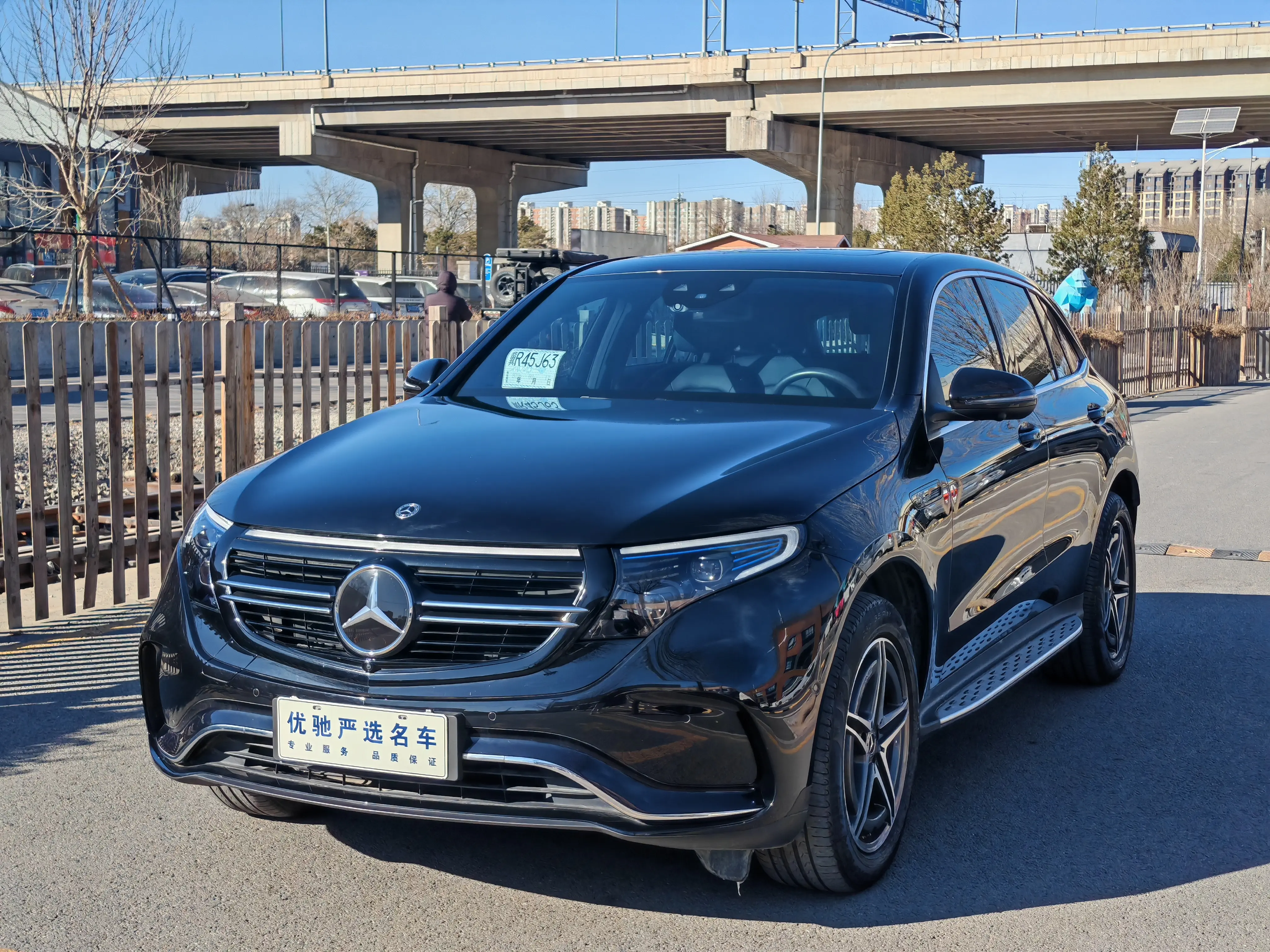 Mercedes-Benz EQC  из Китая