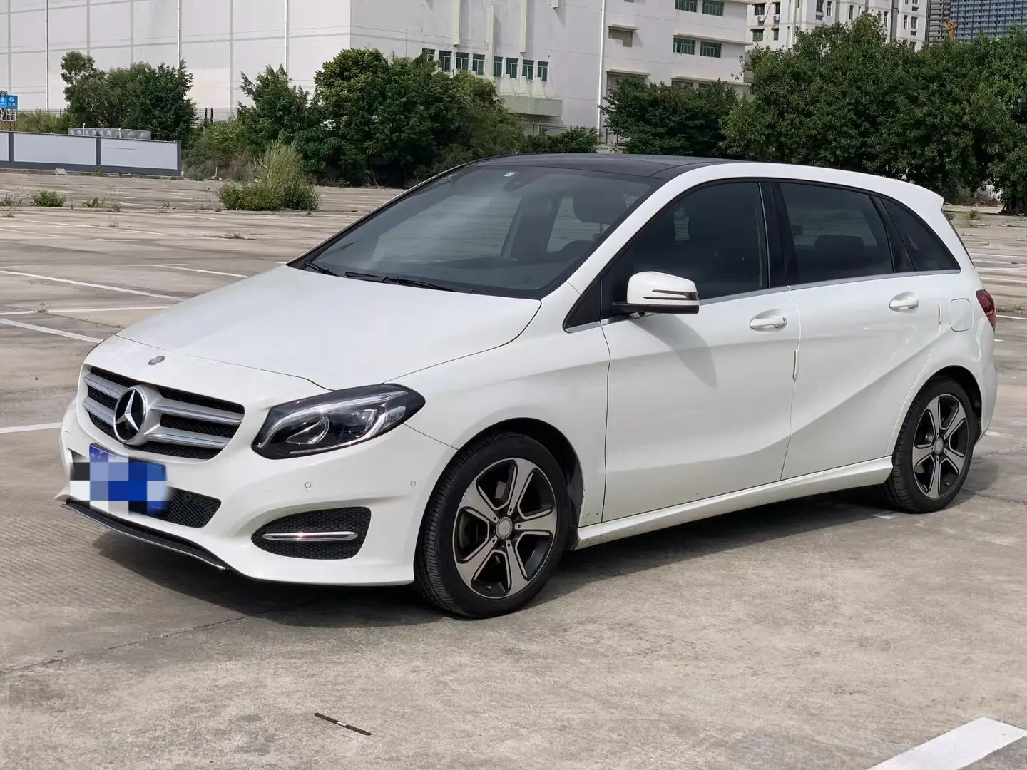 Mercedes-Benz Mercedes Benz B Class  из Китая