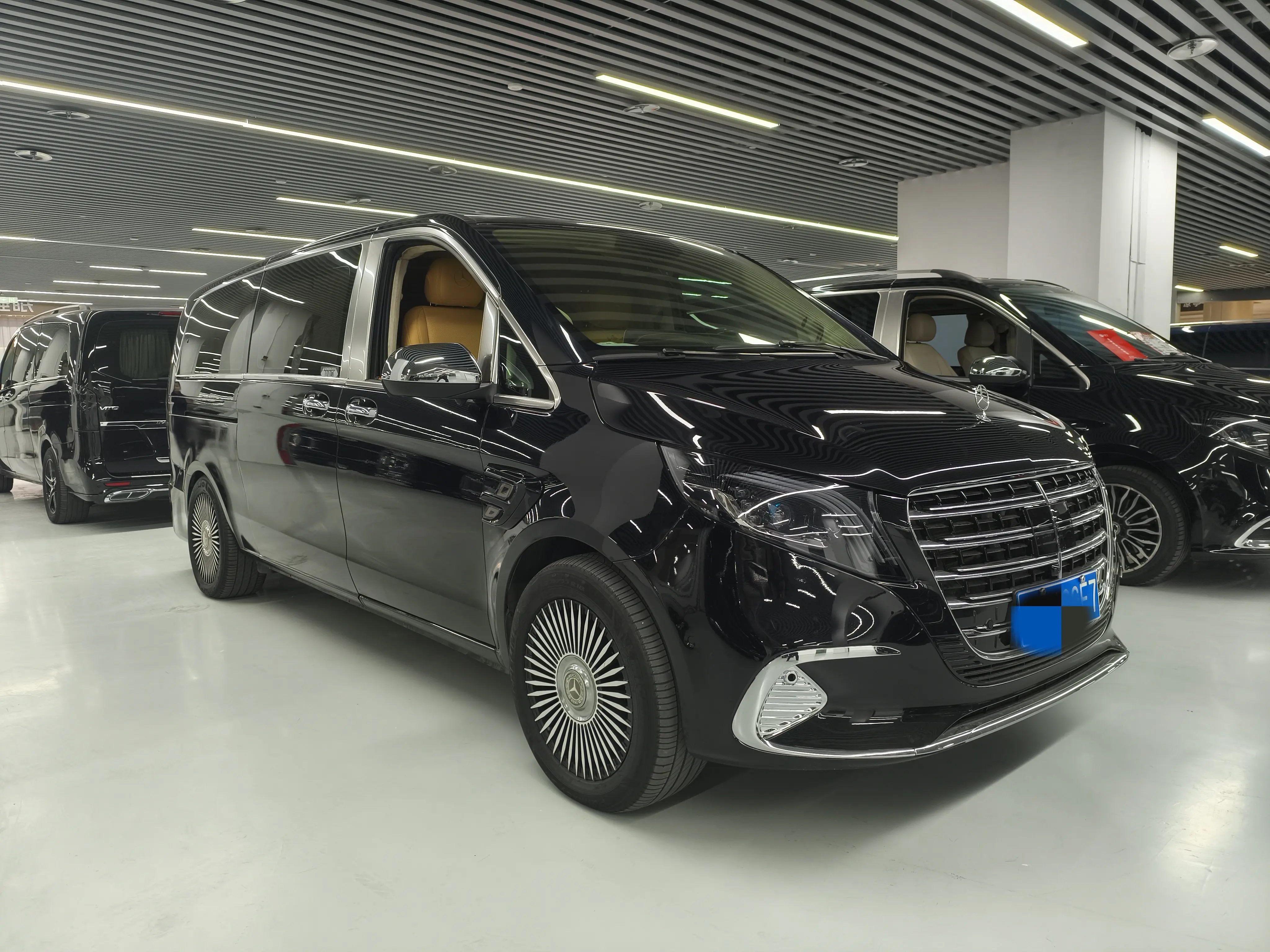 Mercedes-Benz Vito  из Китая