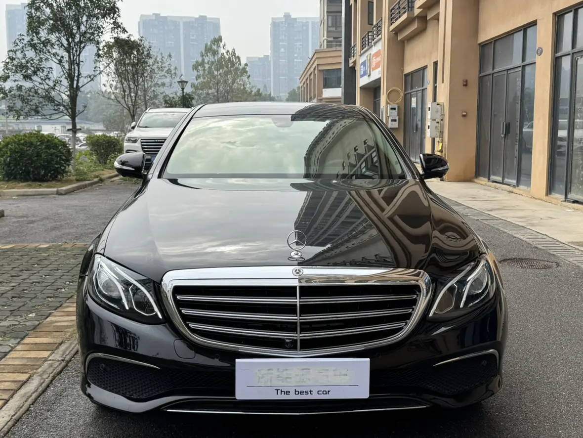 Mercedes-Benz E-Class  из Китая
