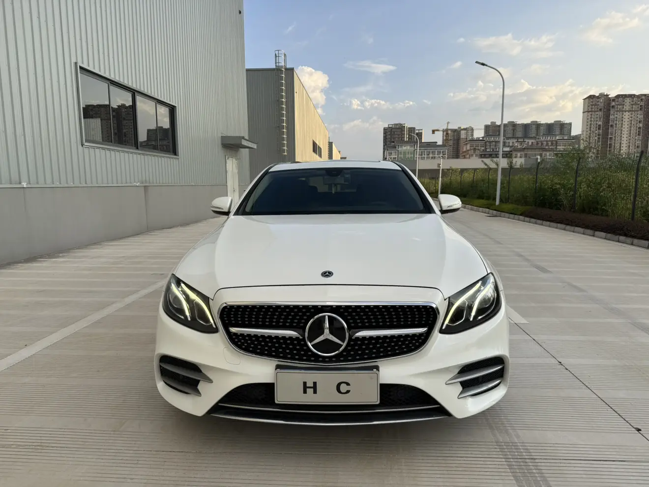 Mercedes-Benz E-Class  из Китая