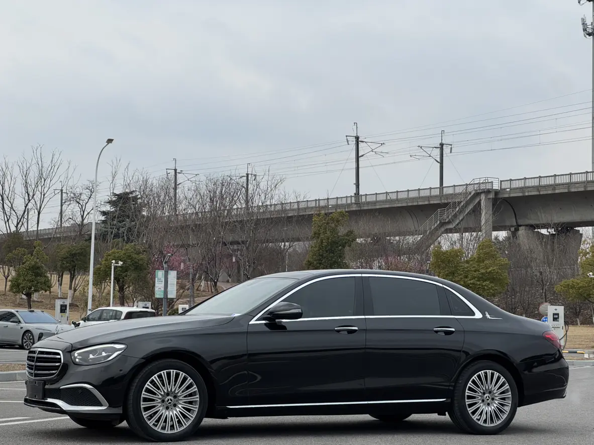 Mercedes-Benz E-Class  из Китая
