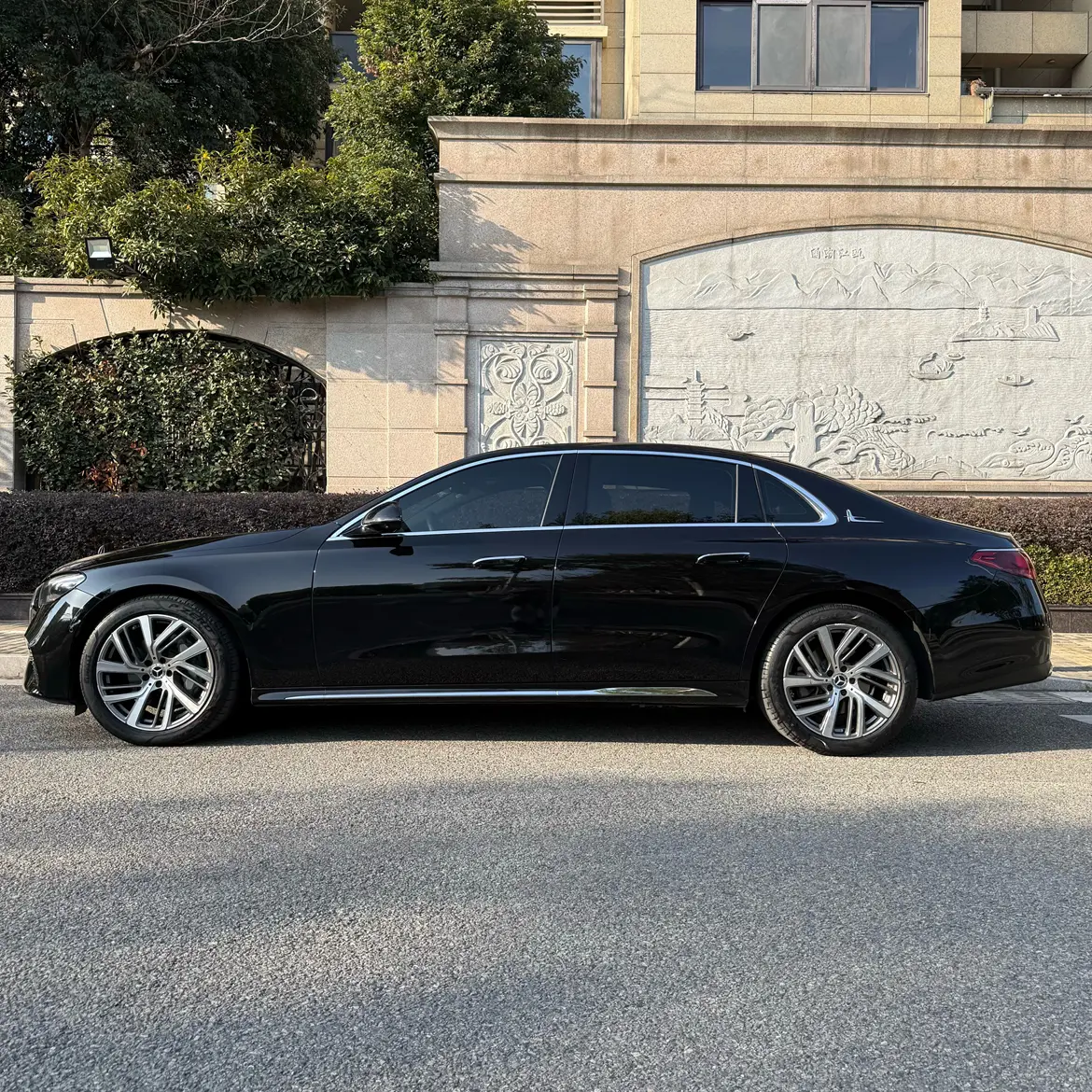 Mercedes-Benz E-Class  из Китая