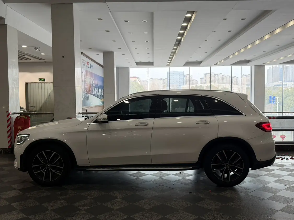 Mercedes-Benz GLC  из Китая