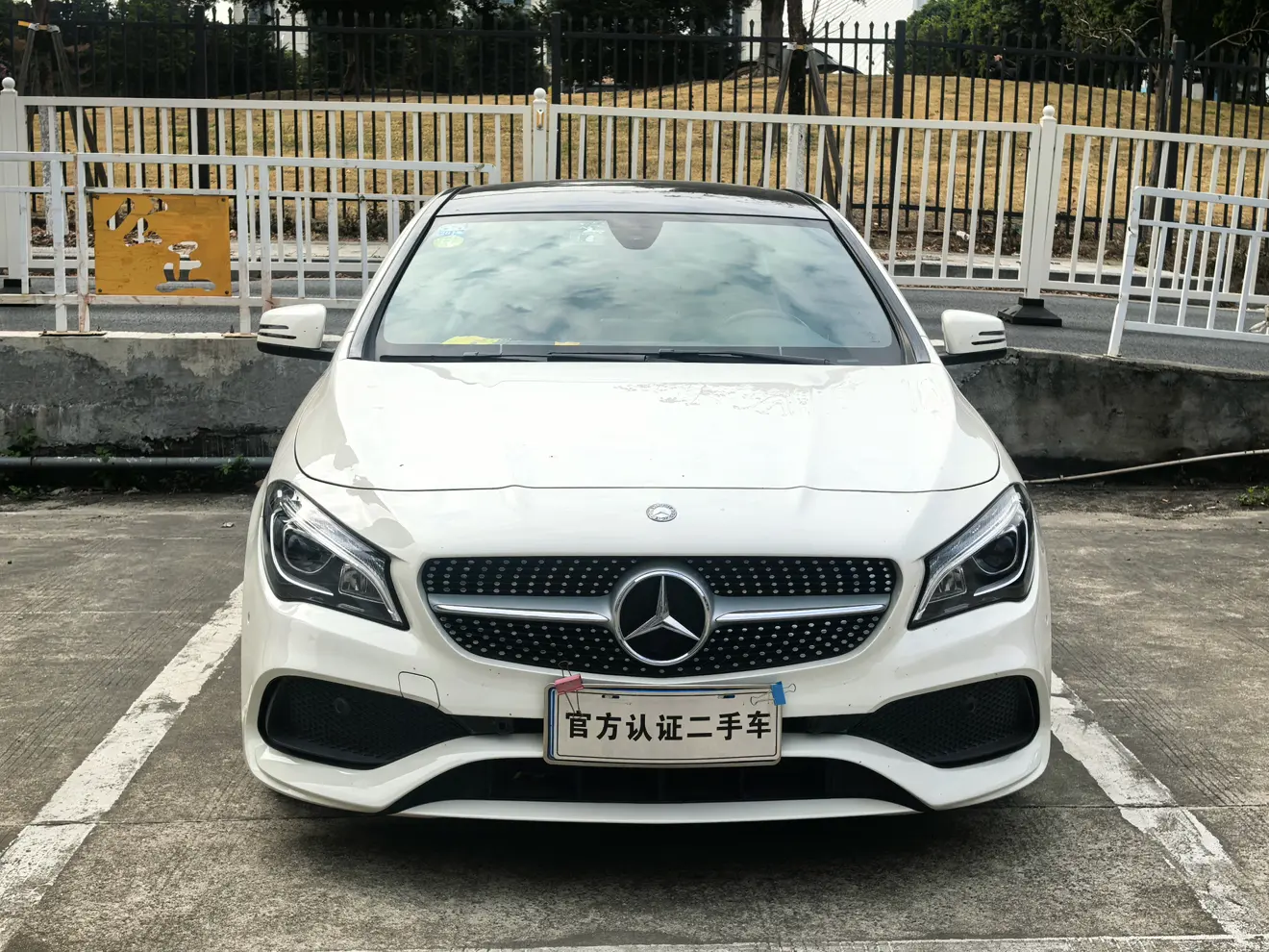 Mercedes-Benz CLA (Imported)  из Китая