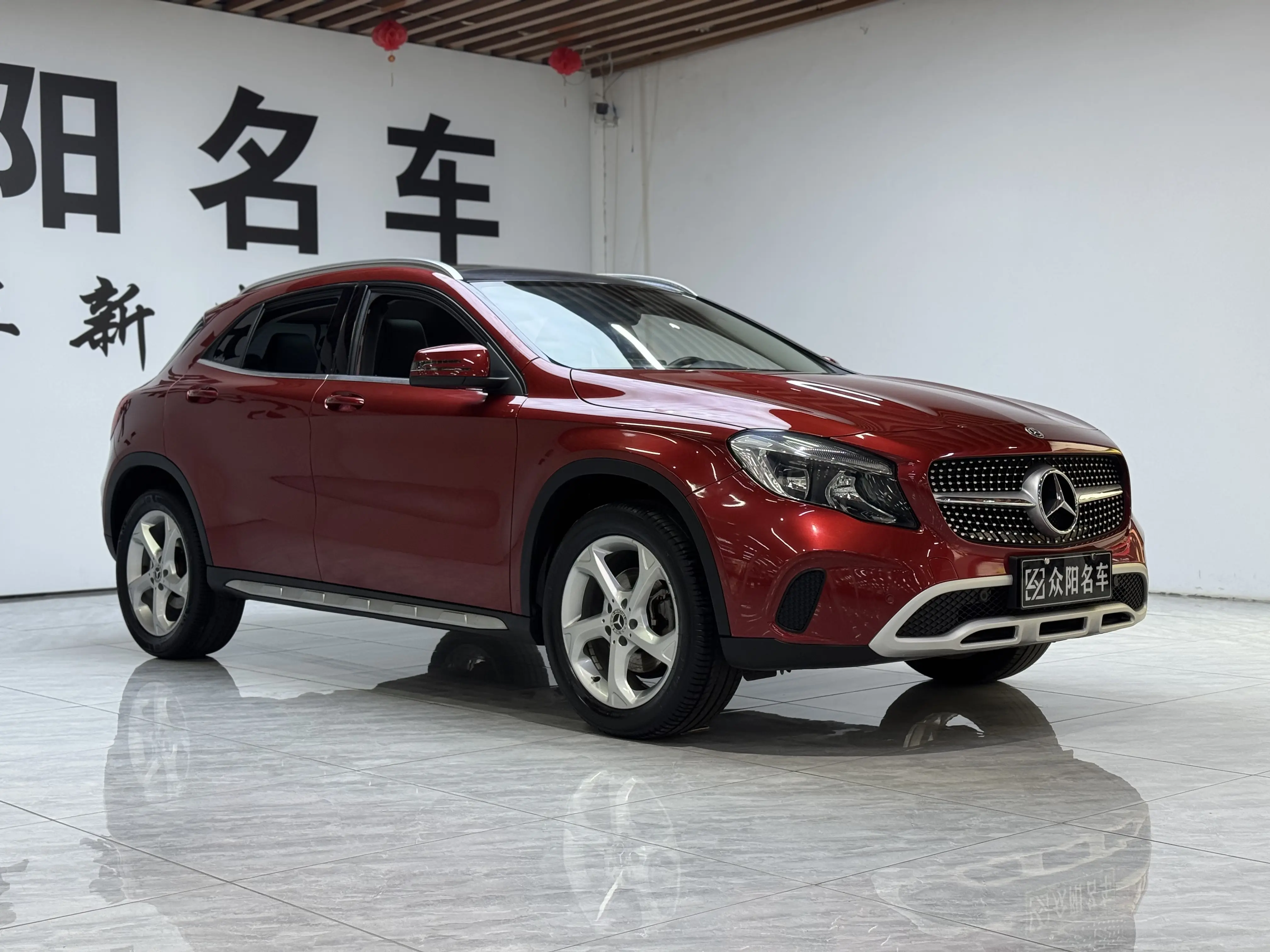 Mercedes-Benz GLA  из Китая