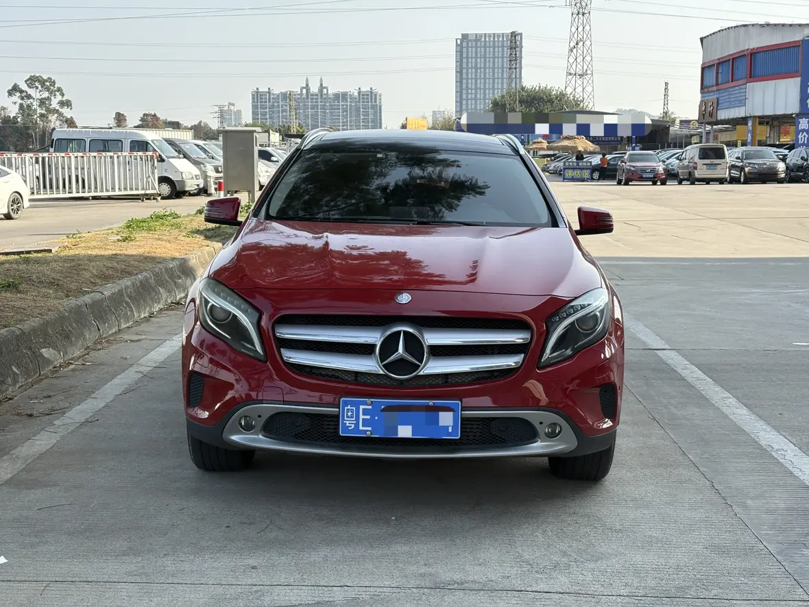 Mercedes-Benz GLA  из Китая