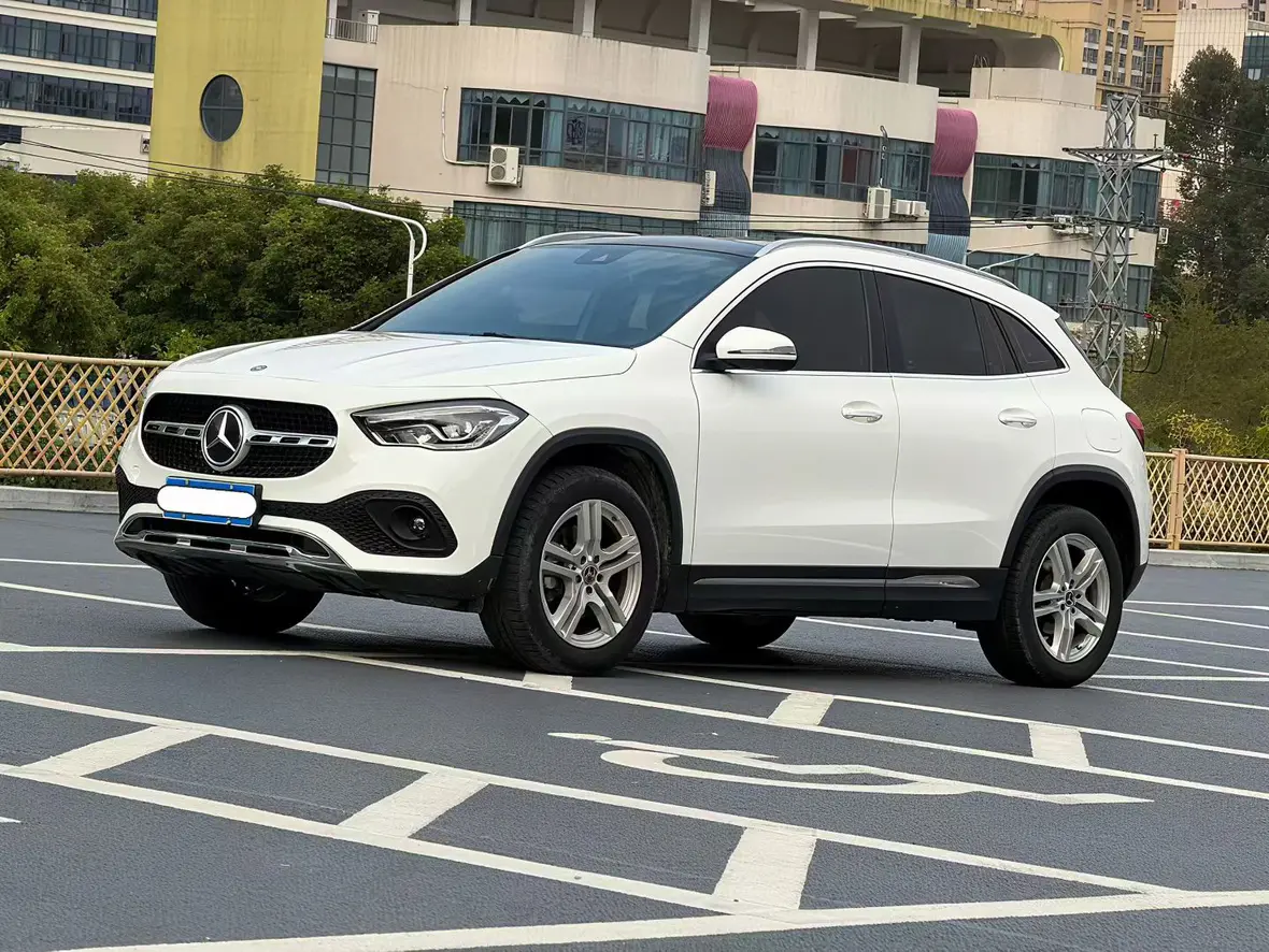 Mercedes-Benz GLA  из Китая