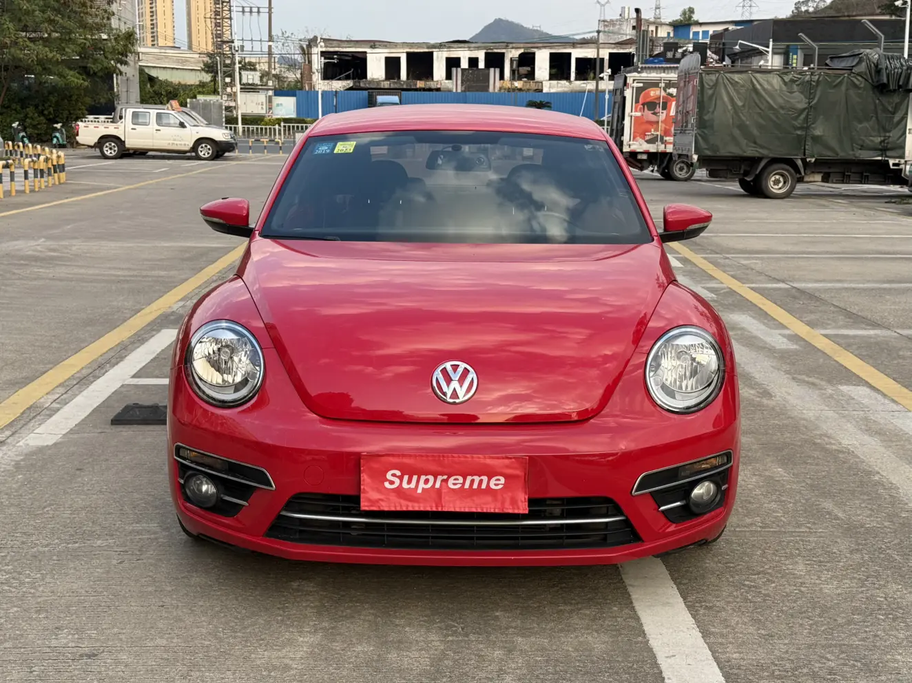 Volkswagen Beetle  из Китая