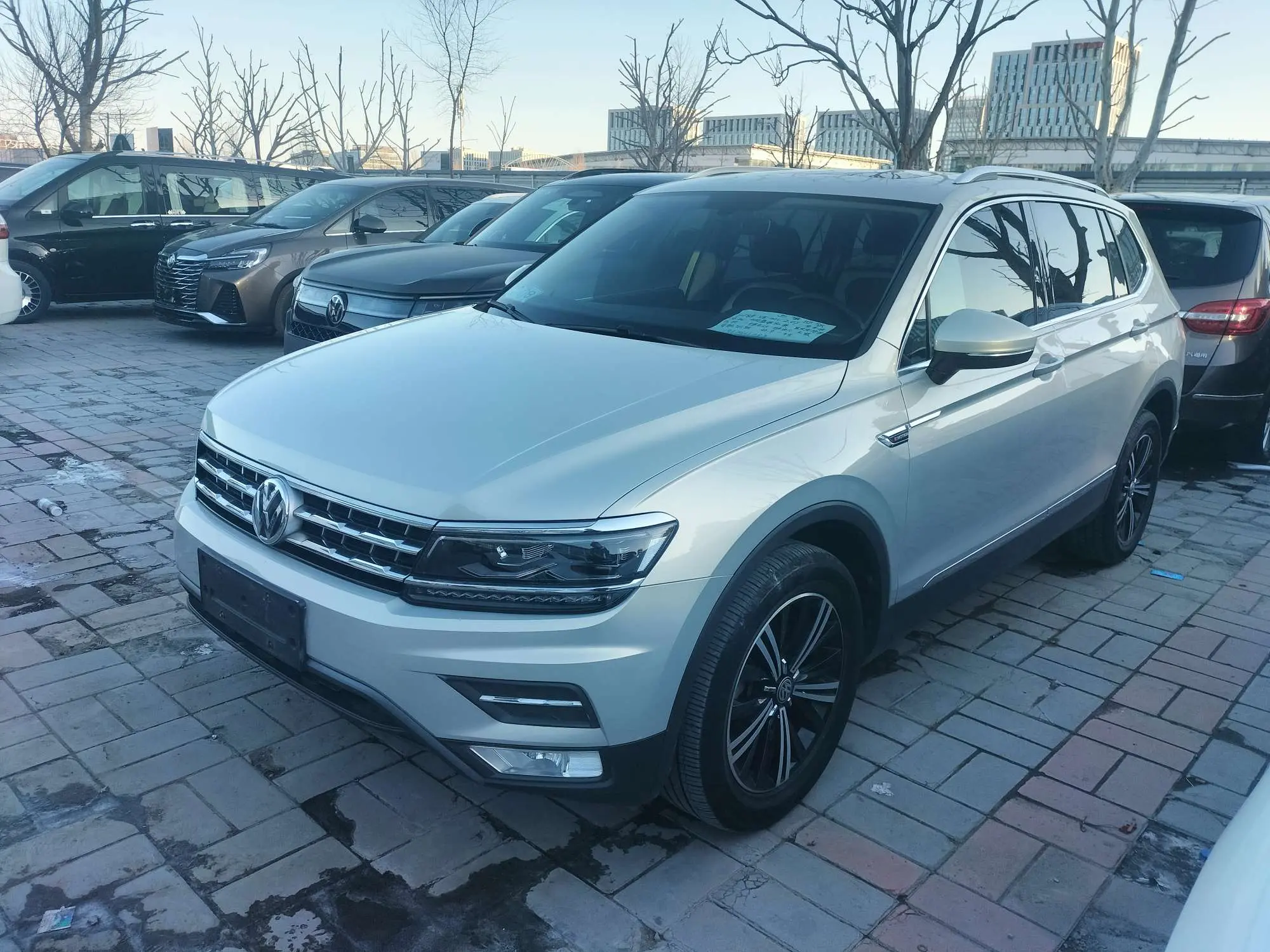 Volkswagen Tiguan L  из Китая