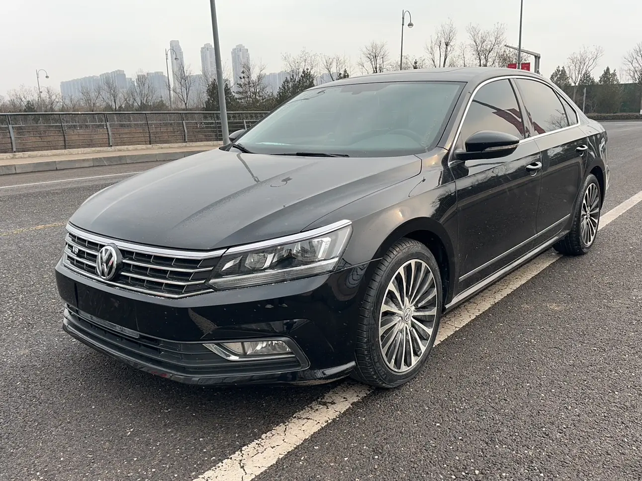 Volkswagen Passat  из Китая