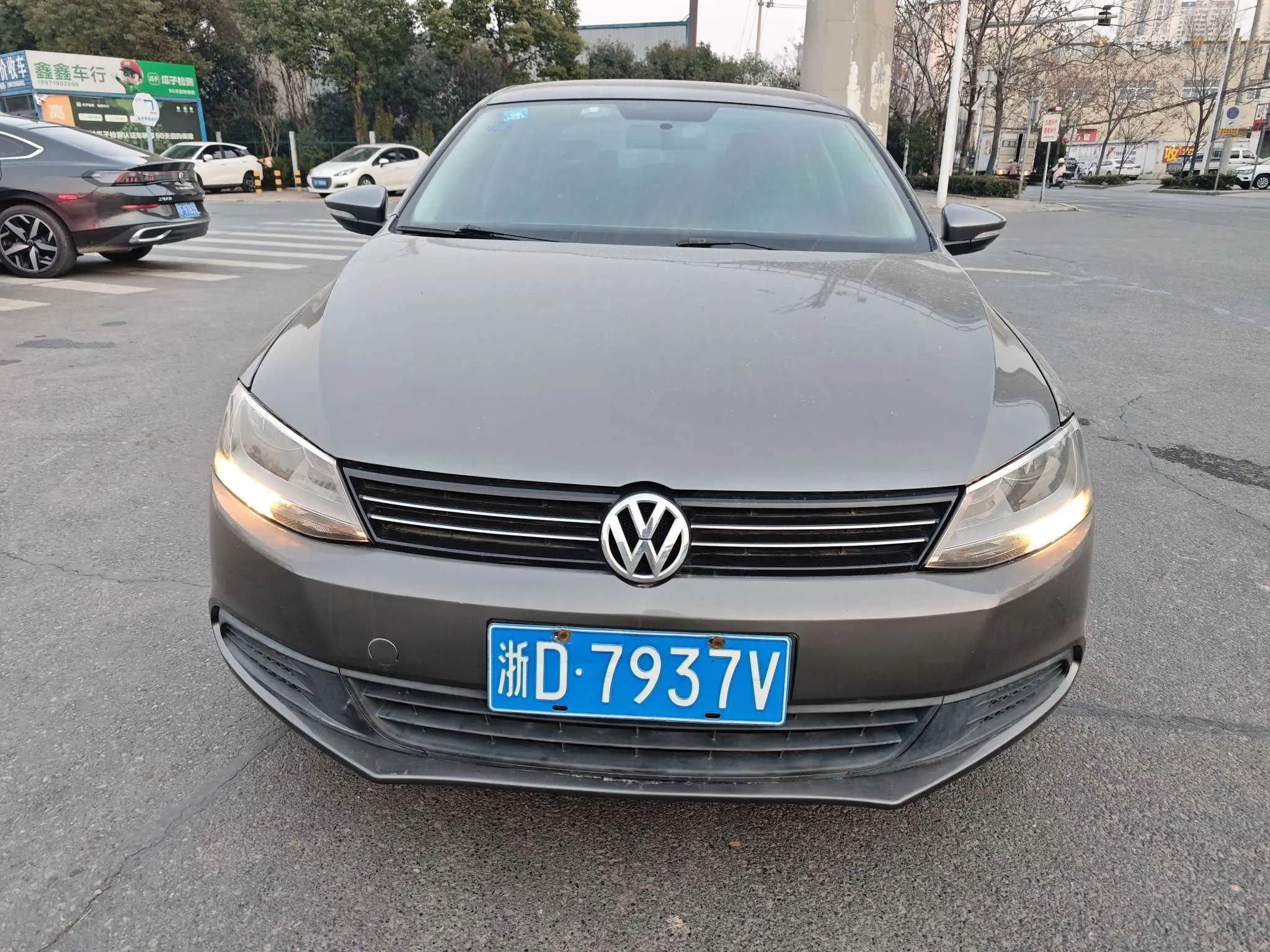 Volkswagen Sagitar  из Китая