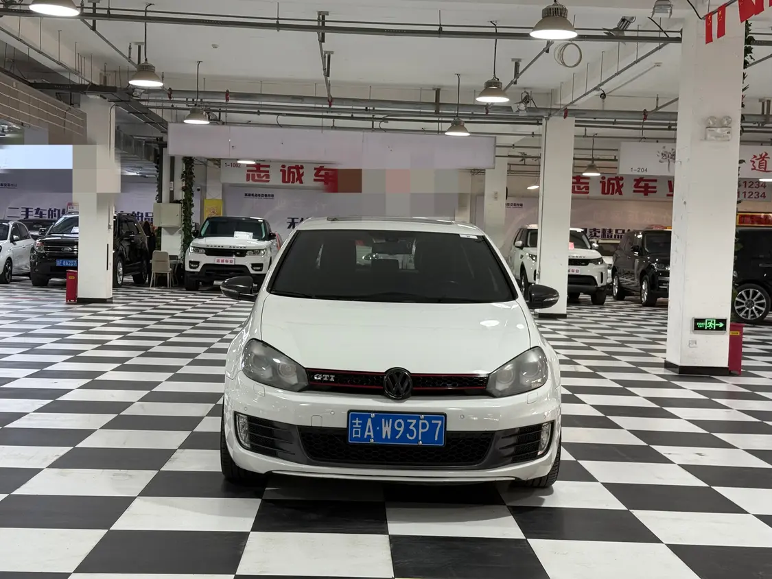Volkswagen Golf GTI  из Китая