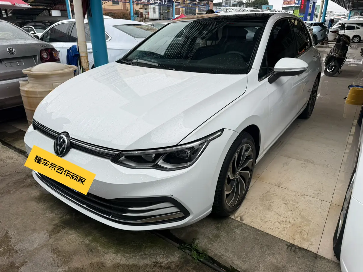 Volkswagen Golf  из Китая