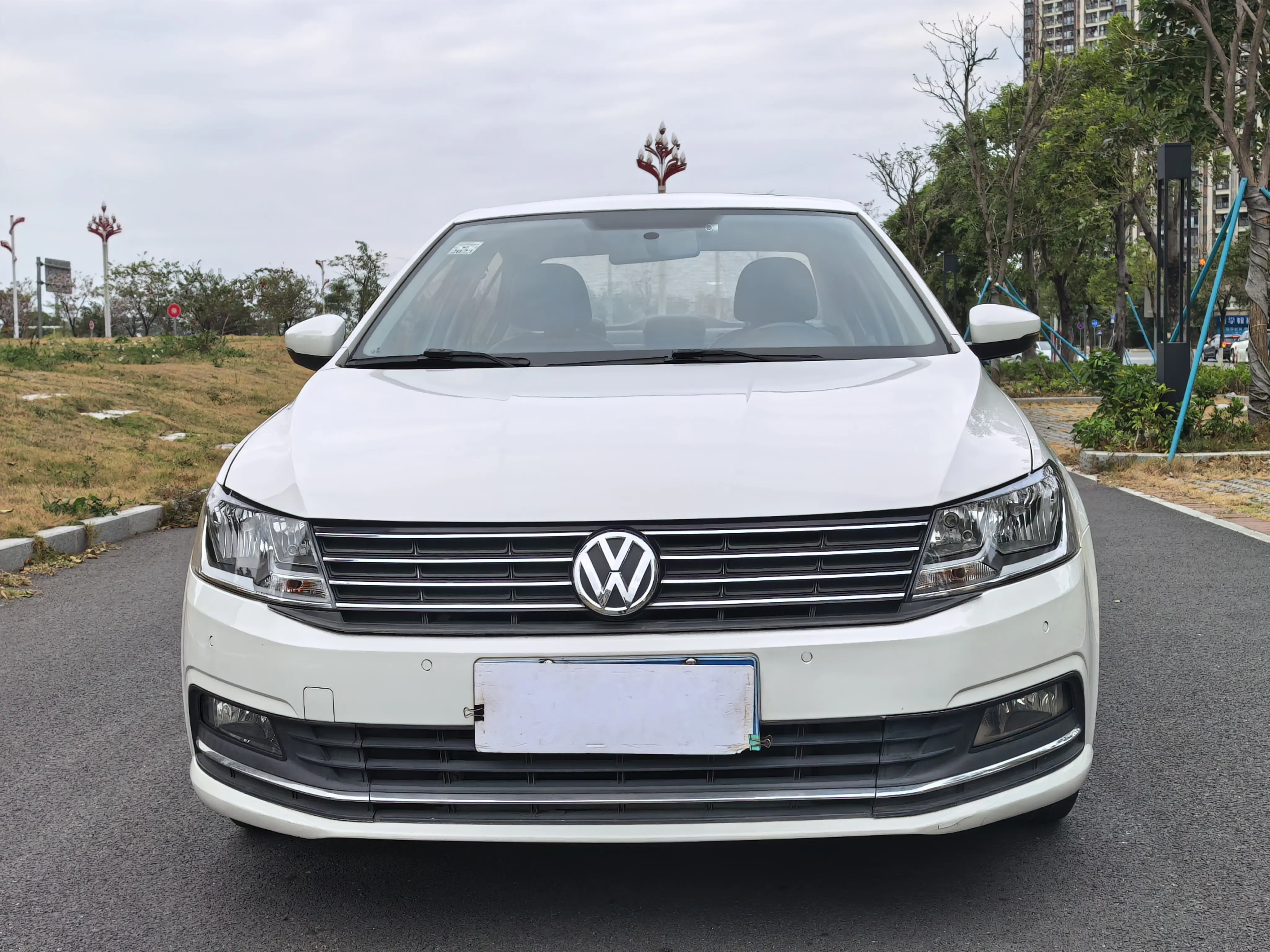 Volkswagen Lavida  из Китая