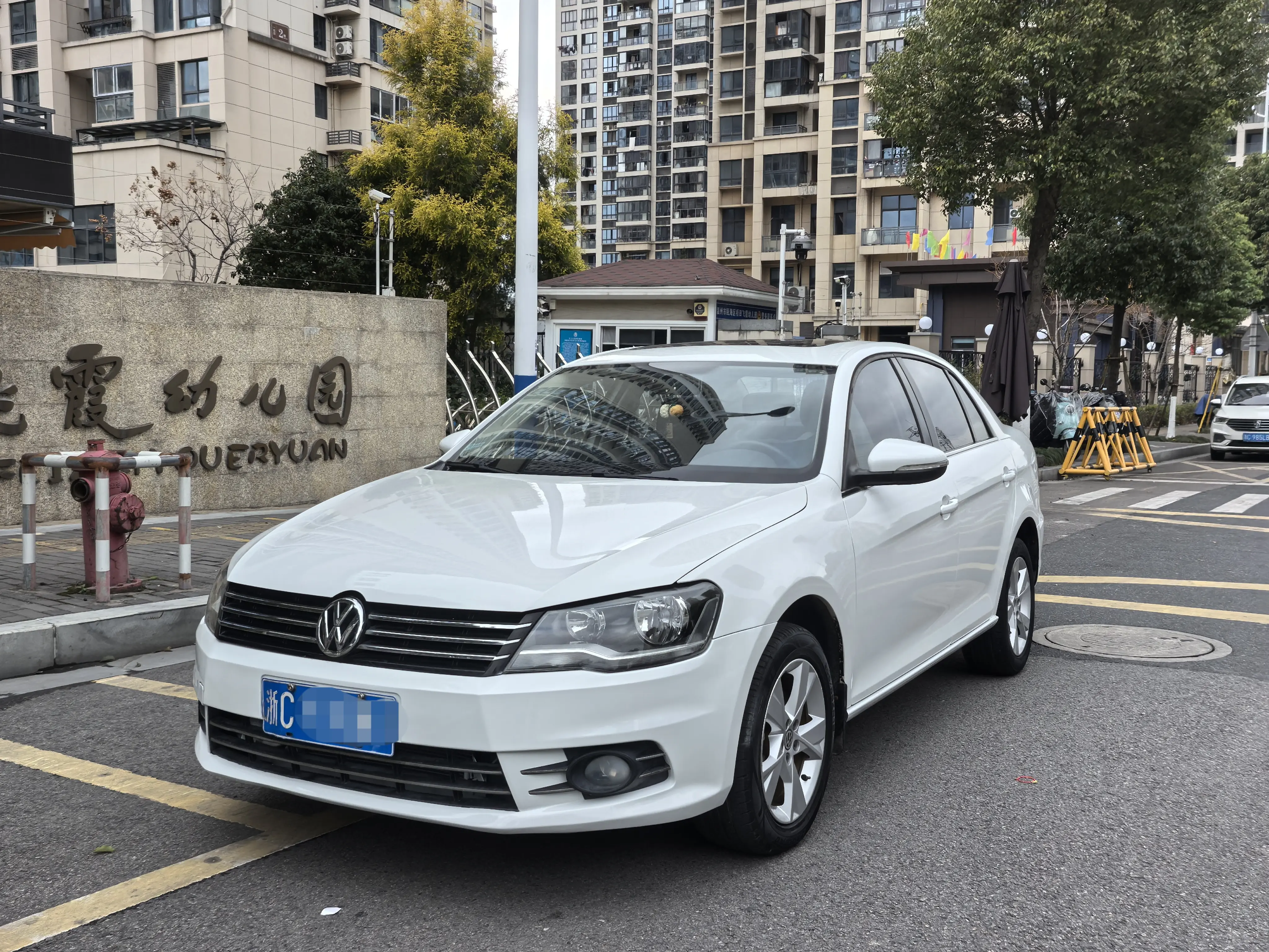 Volkswagen Bora  из Китая