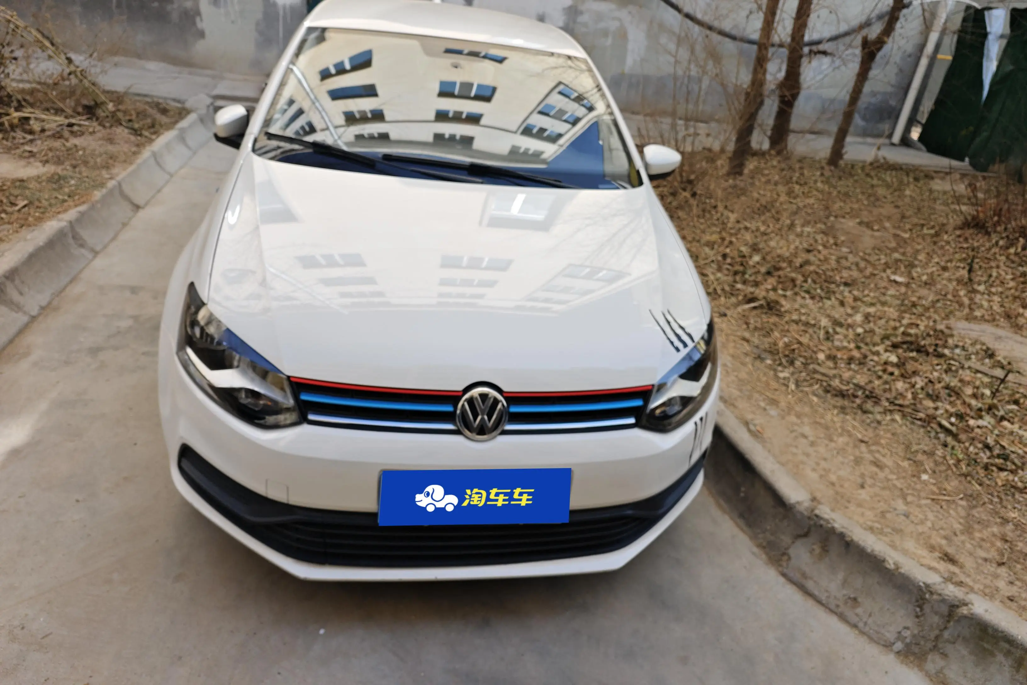 Volkswagen Polo  из Китая