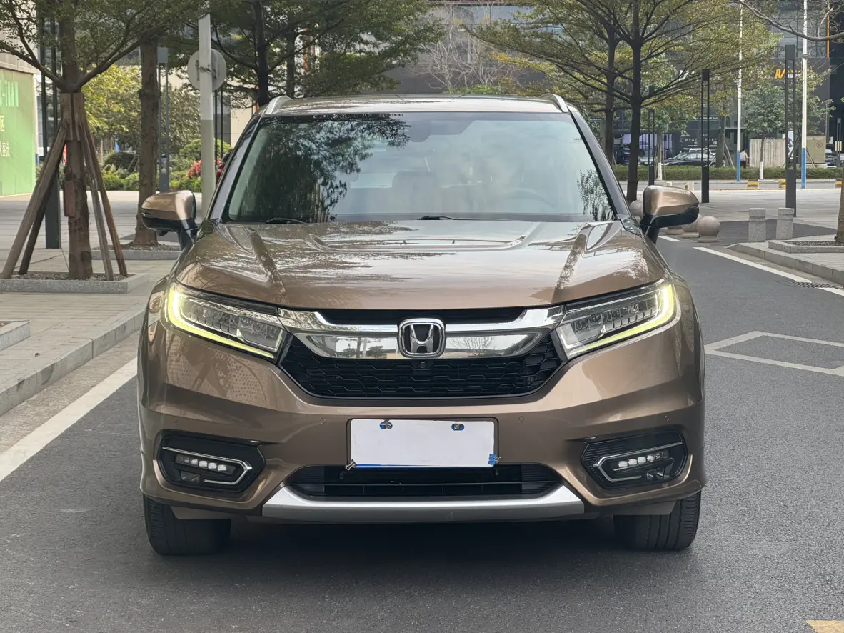 Honda Avancier (Crown Road)  из Китая
