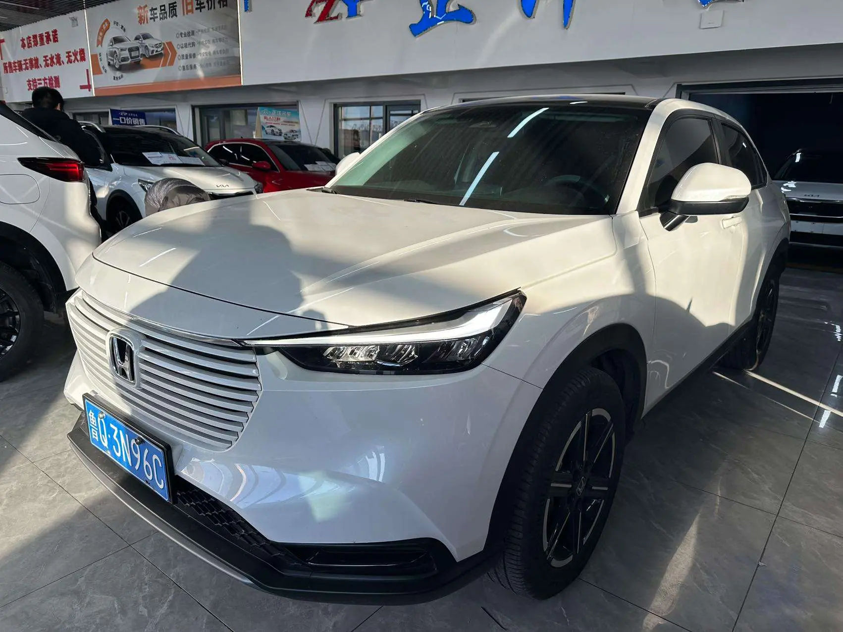 Honda Vezel (Binzhi)  из Китая