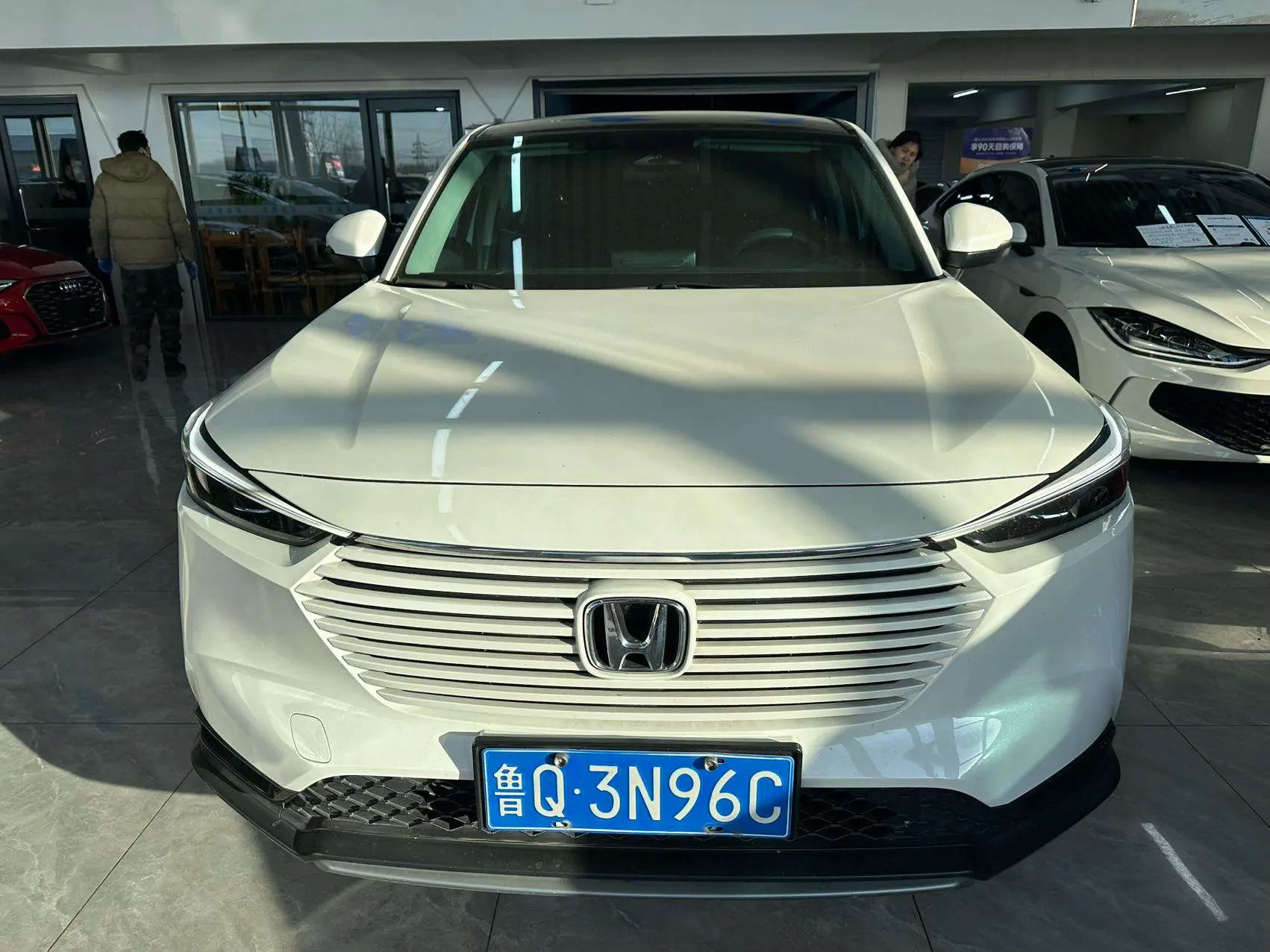 Honda Vezel (Binzhi)  из Китая