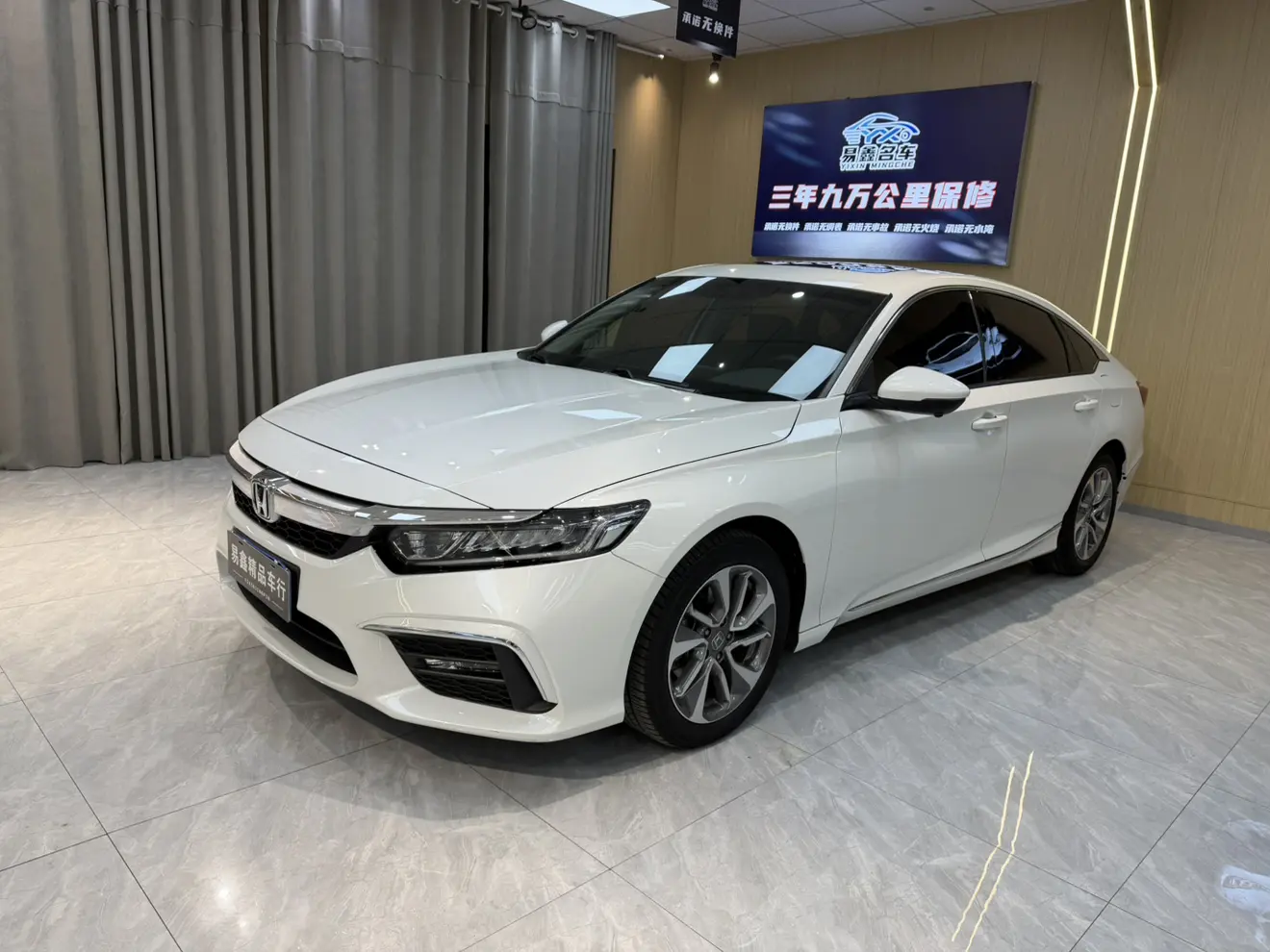 Honda Inspire (Yingshipai)  из Китая