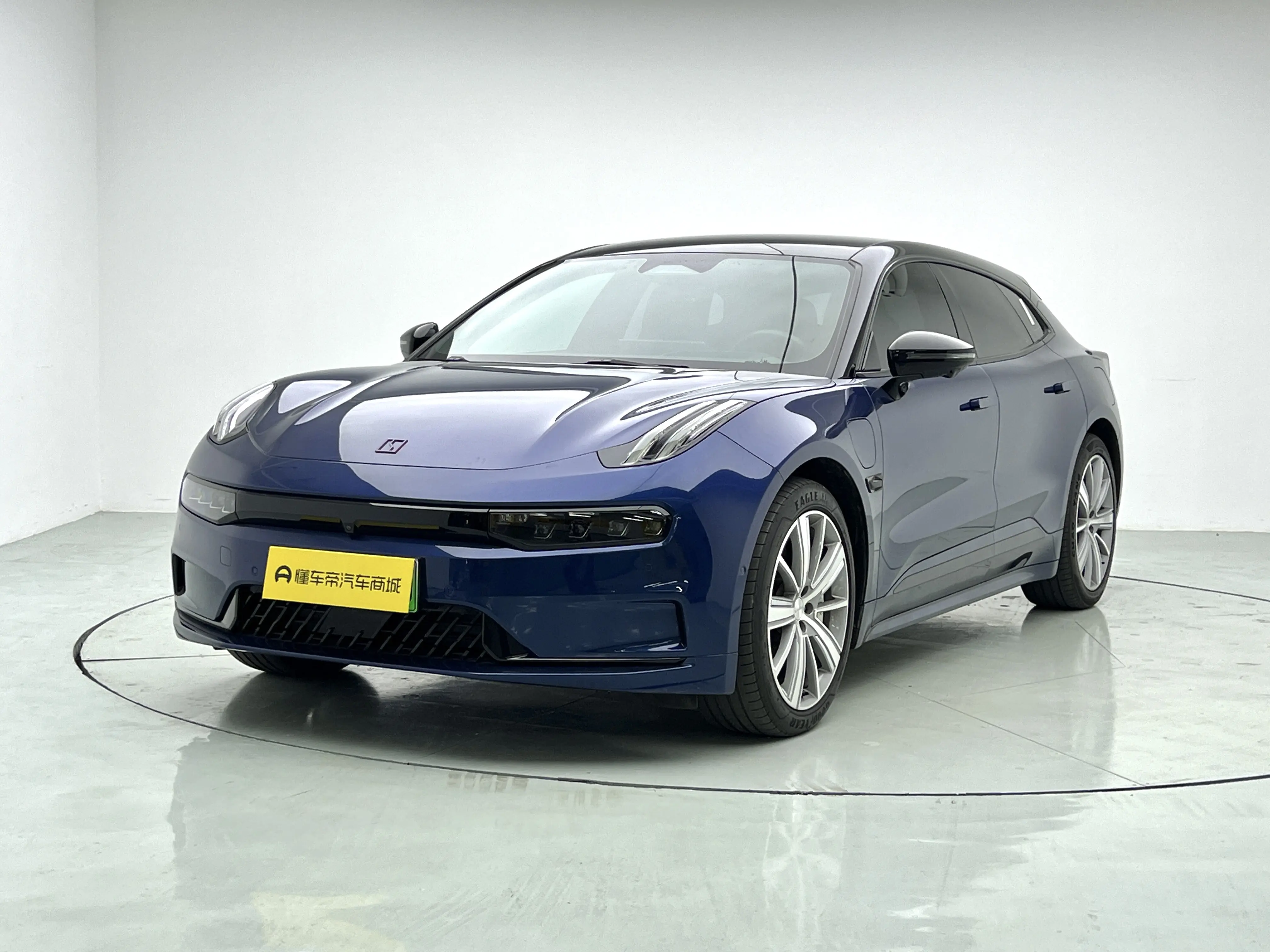 ZEEKR 001  из Китая