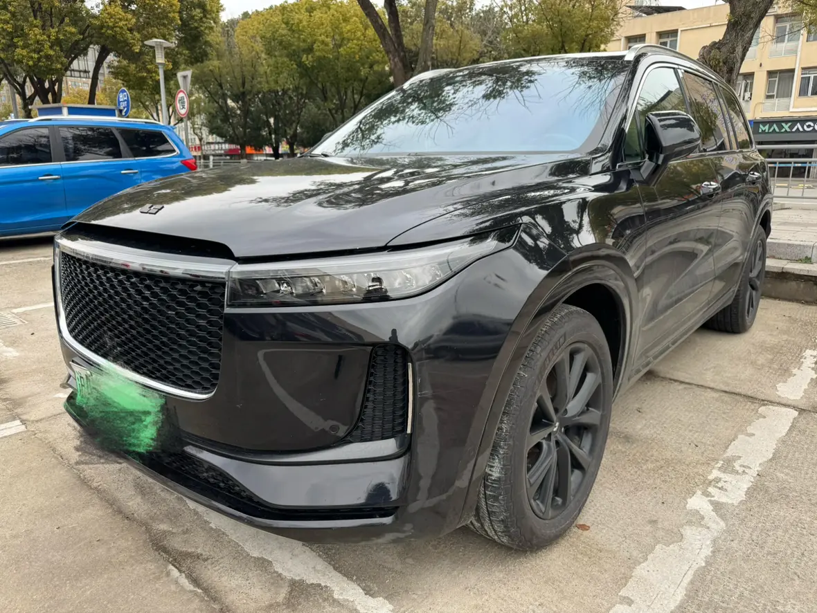 Li ONE (Ideal ONE)  из Китая