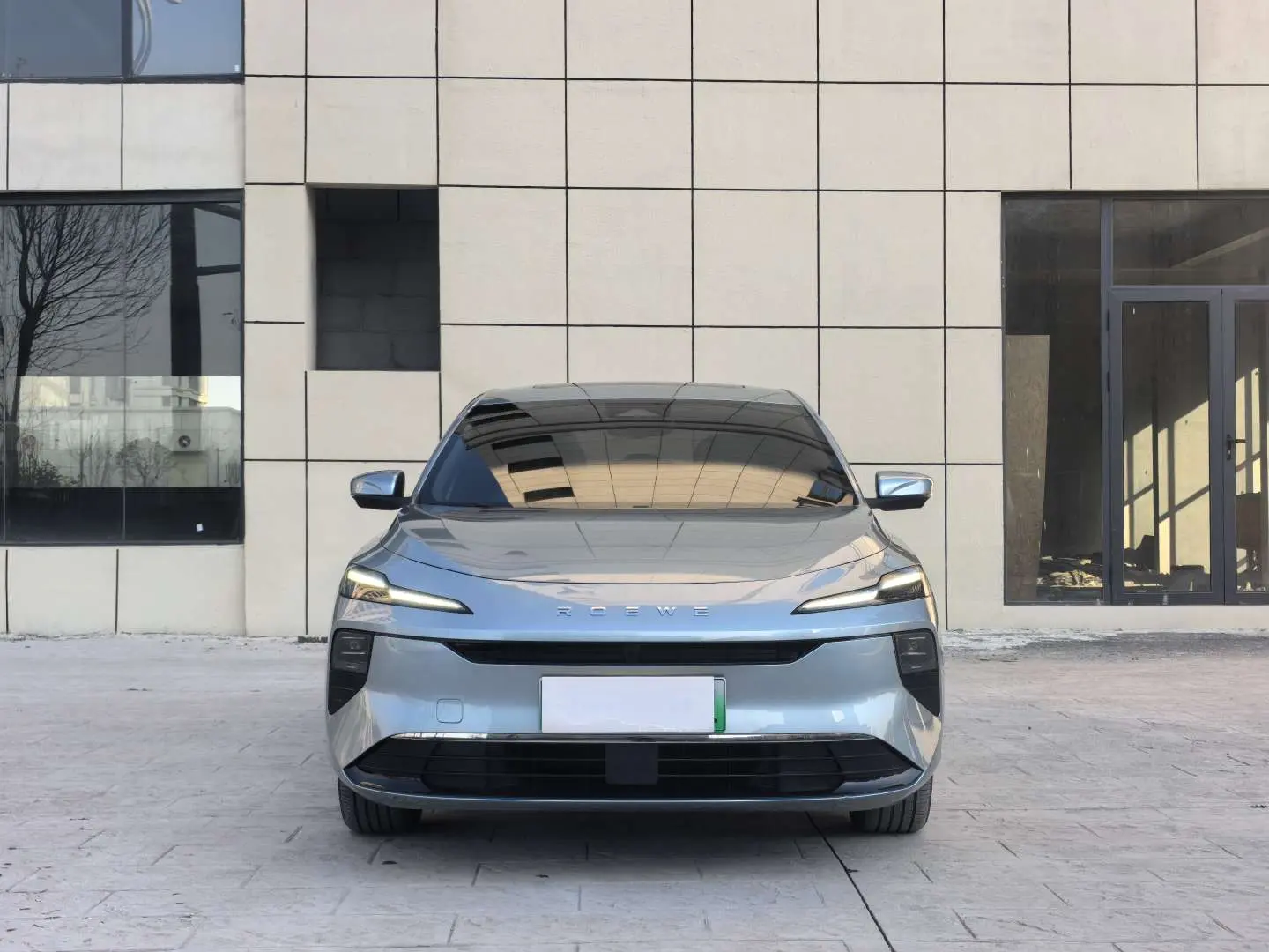 Roewe D6  из Китая