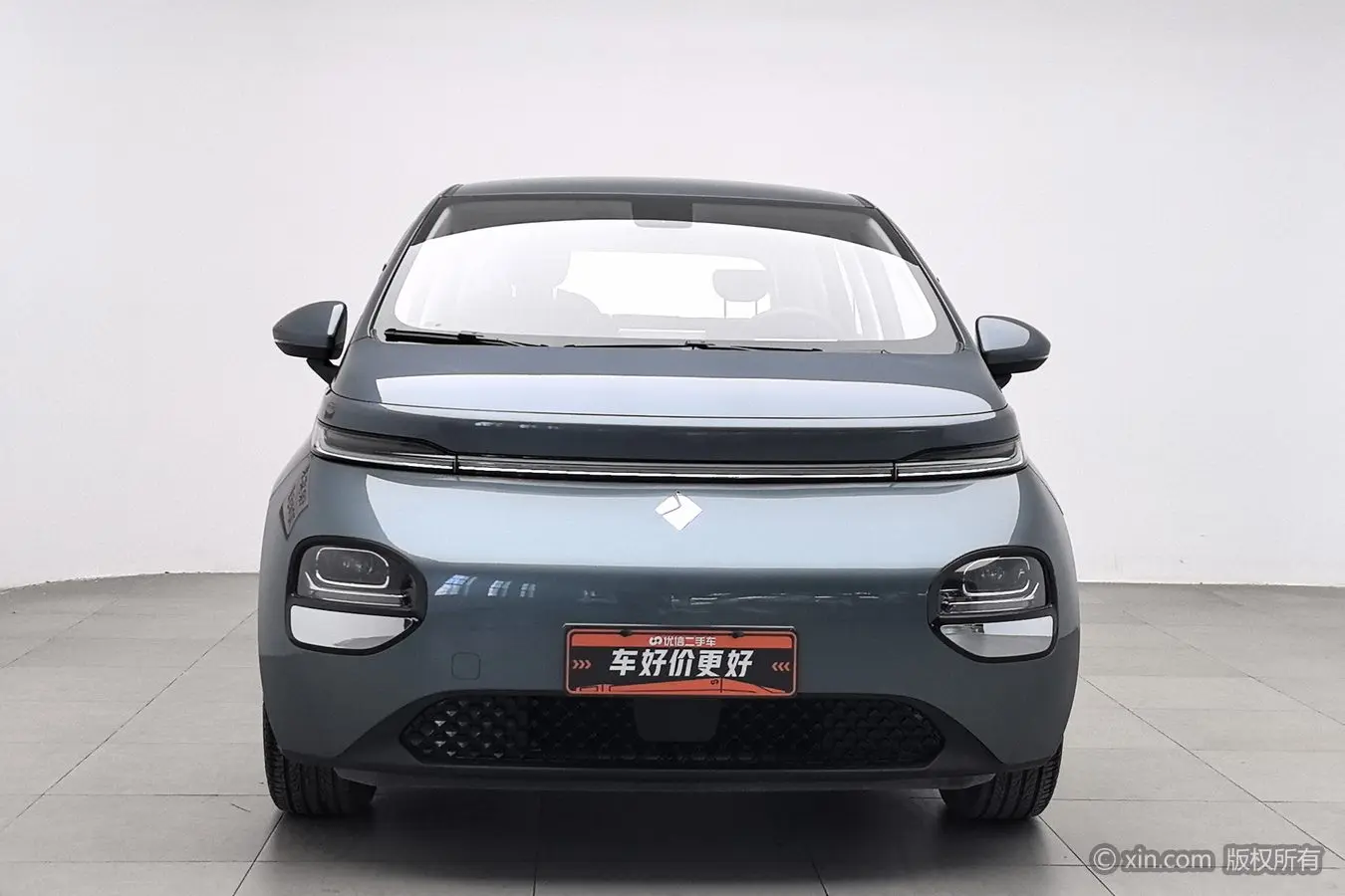 Baojun Clouds  из Китая