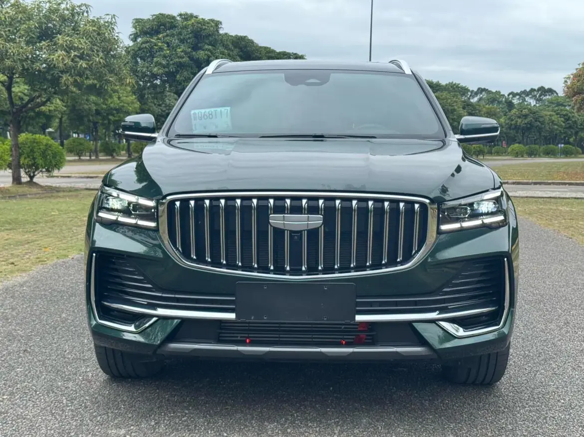 Geely Monjaro (Xingyue L)  из Китая