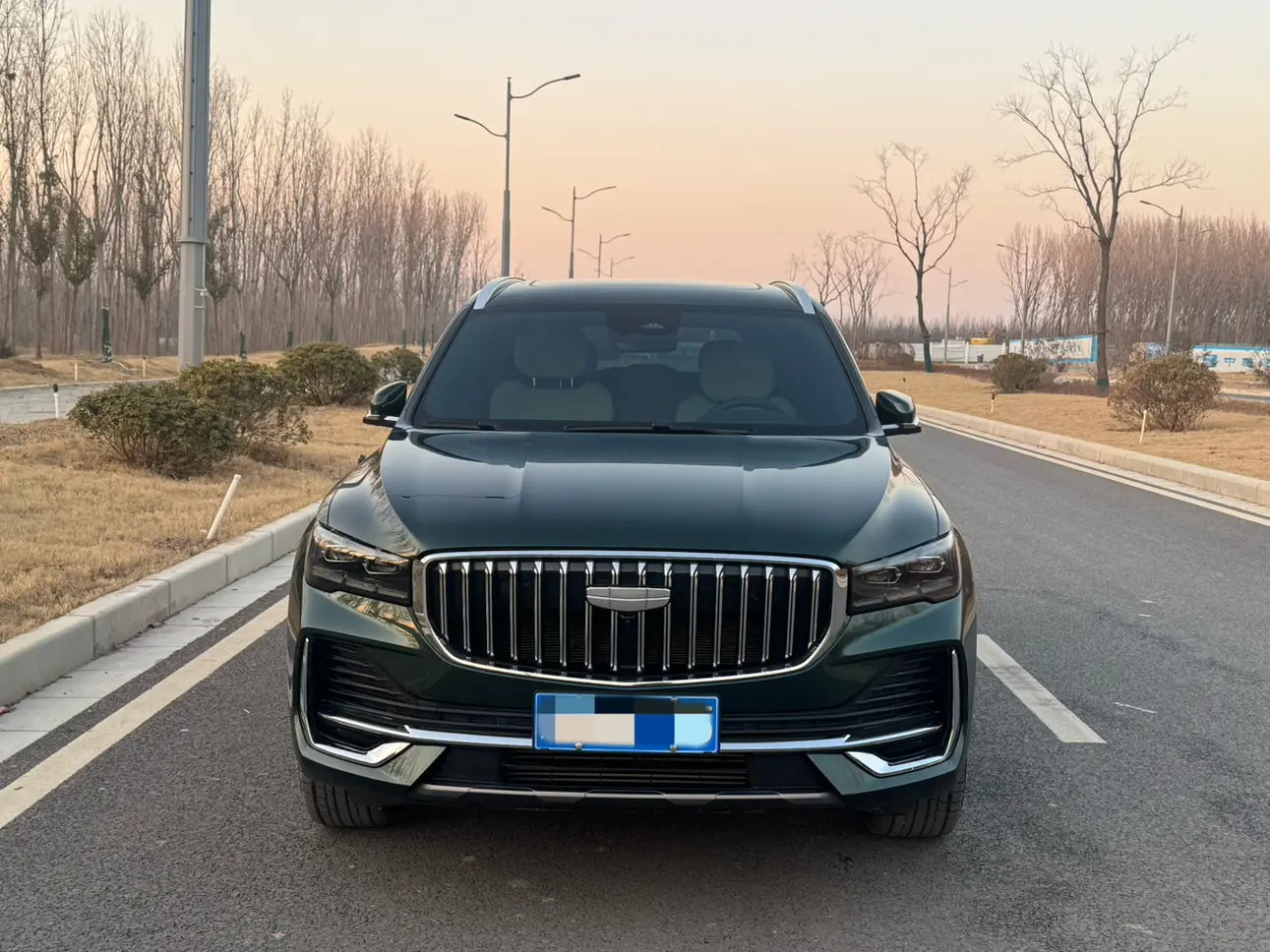 Geely Monjaro (Xingyue L)  из Китая