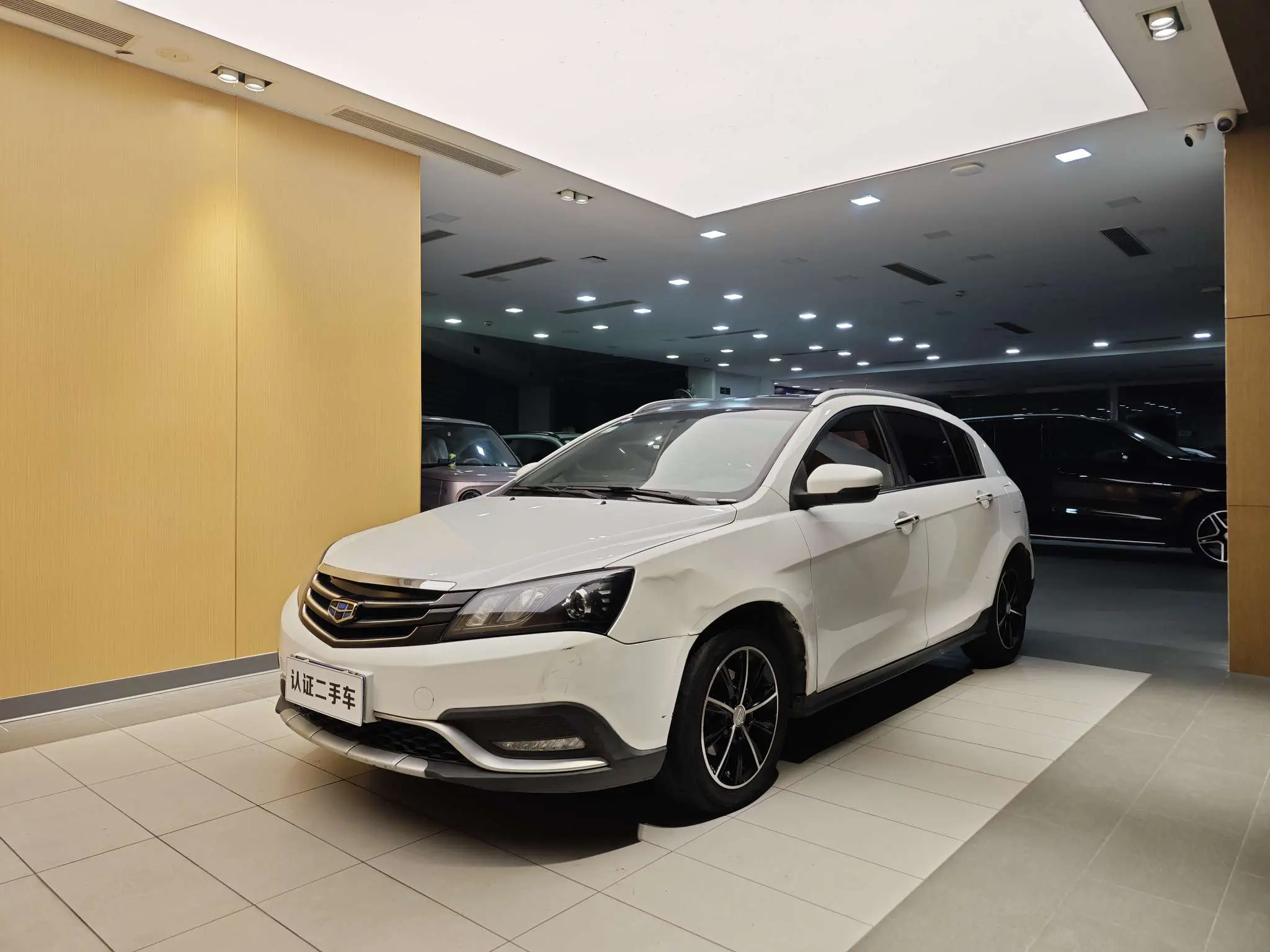 Geely Emgrand  из Китая