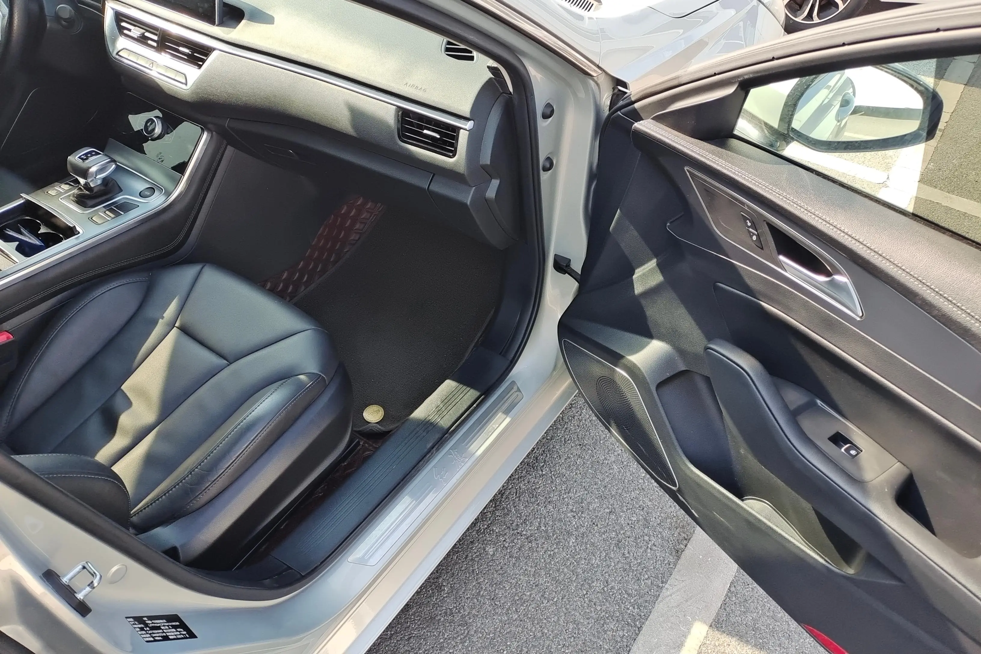 Hongqi H5 classic  из Китая