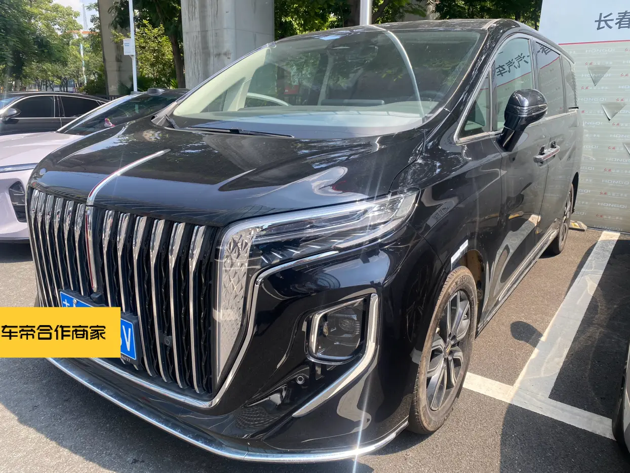 Hongqi HQ9  из Китая