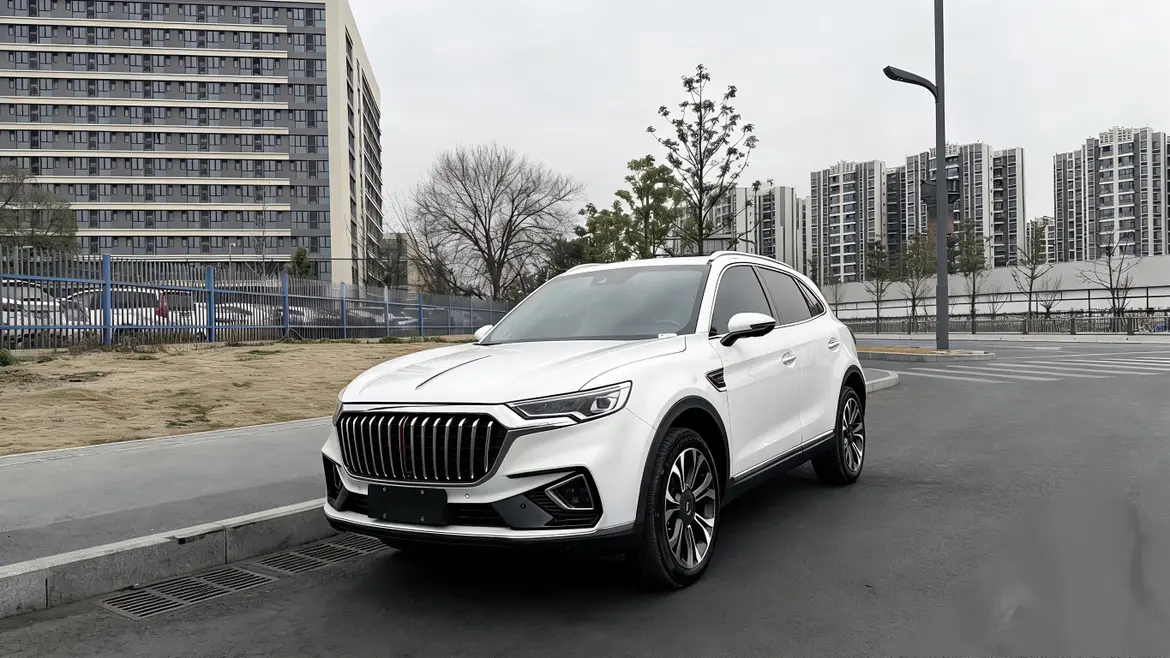 Hongqi HS5  из Китая