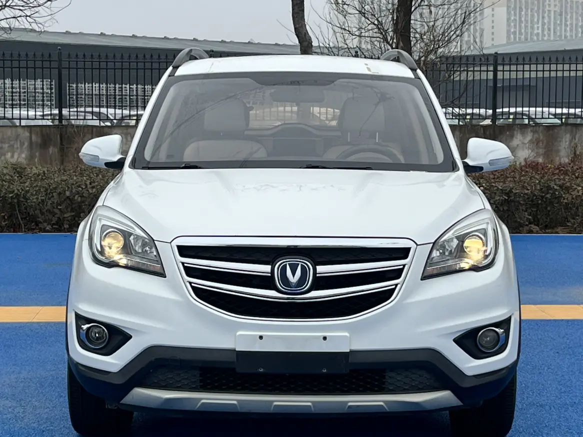 Changan CS35  из Китая