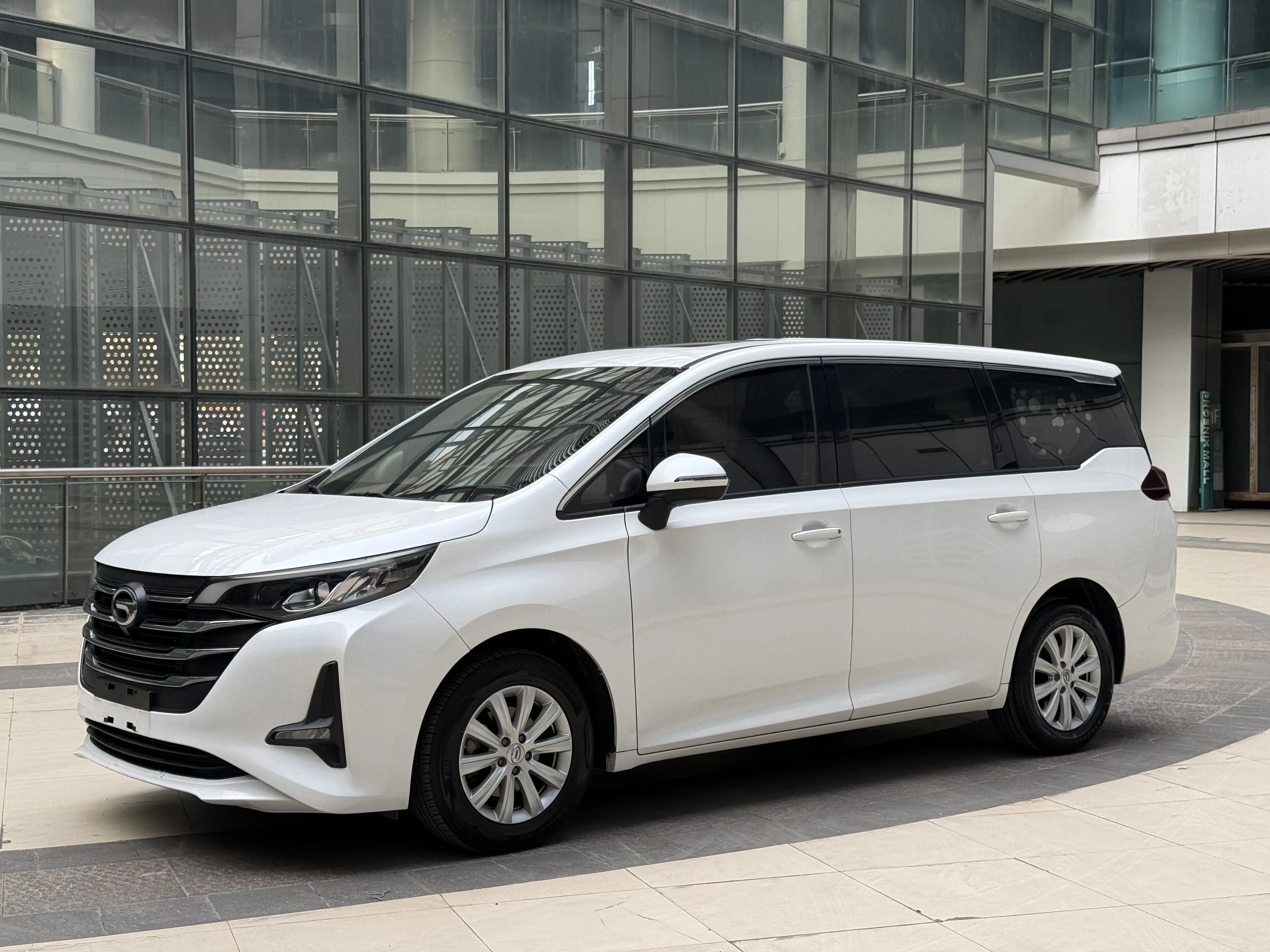 GAC Trumpchi M6  из Китая