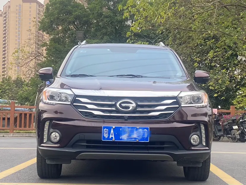 GAC Trumpchi GS4  из Китая