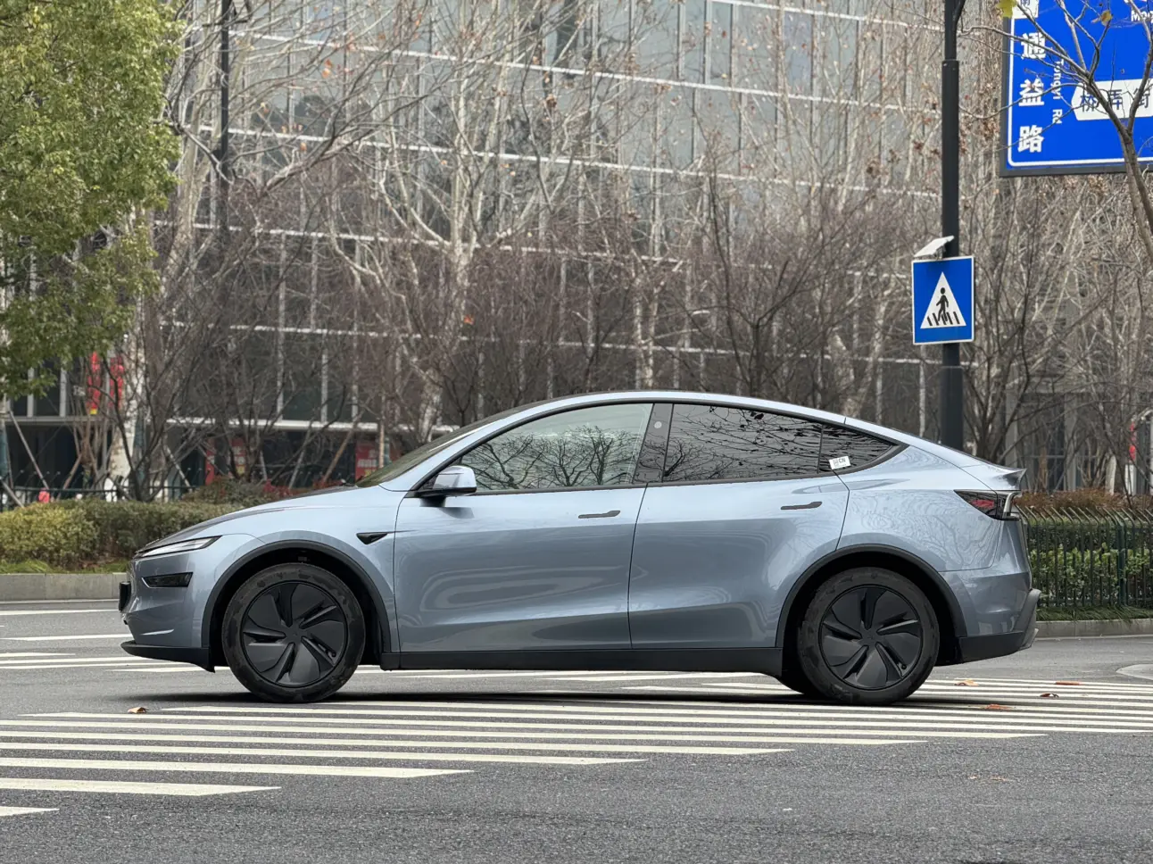 Tesla Model Y  из Китая