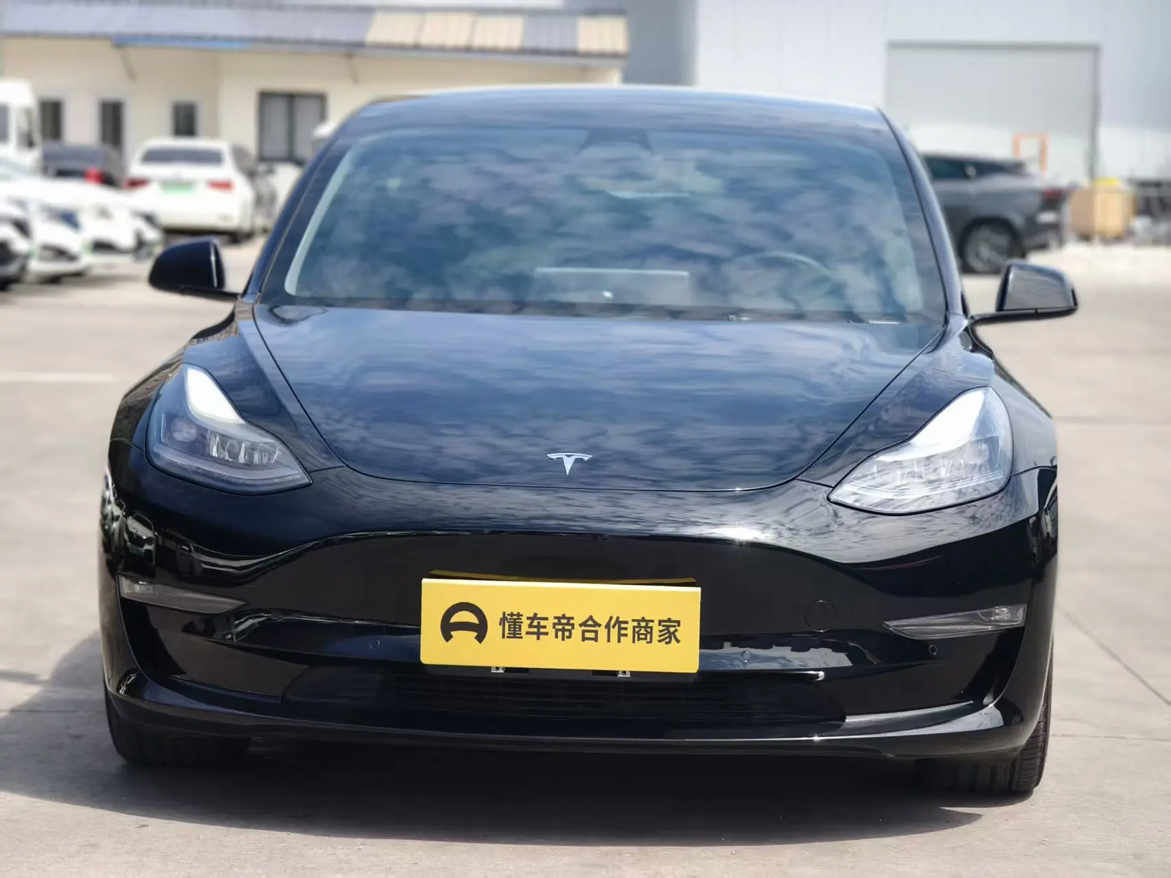 Tesla Model 3  из Китая
