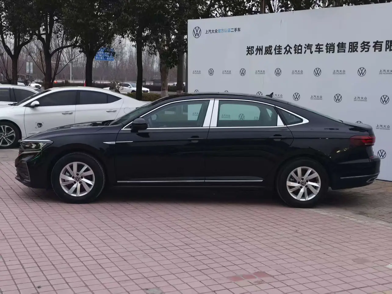 Volkswagen Passat PHEV  из Китая