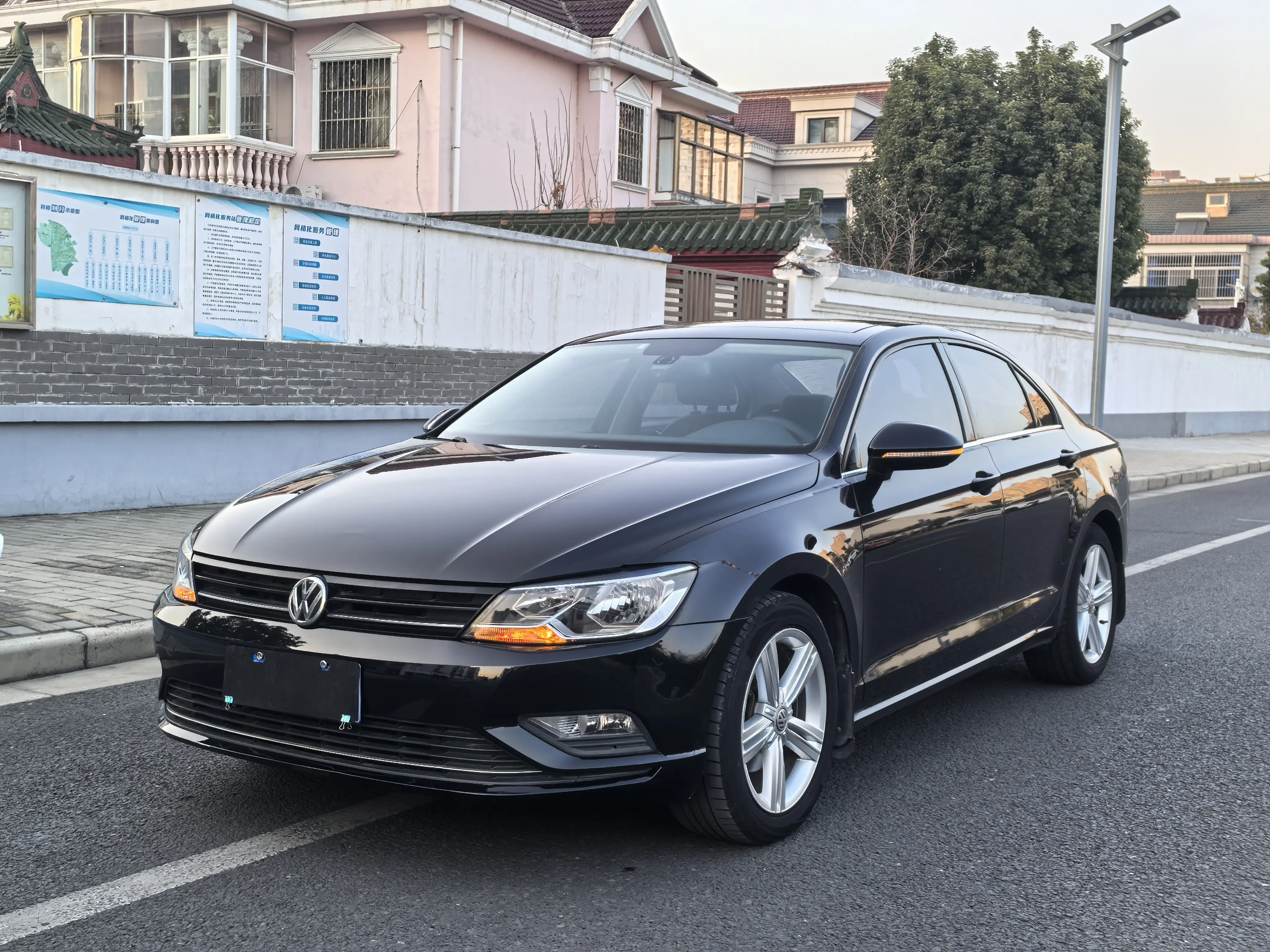 Volkswagen Lamando (Lingdu)  из Китая