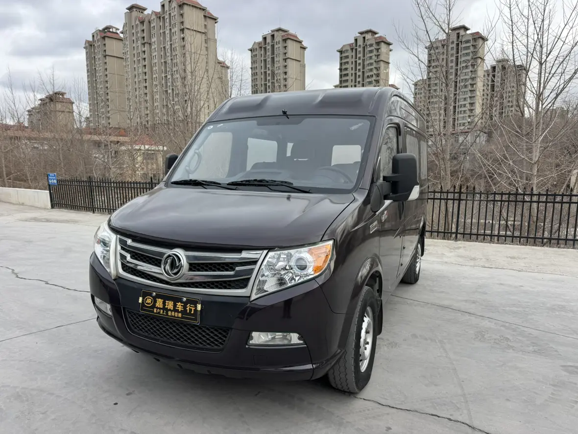 Dongfeng Yufeng  из Китая