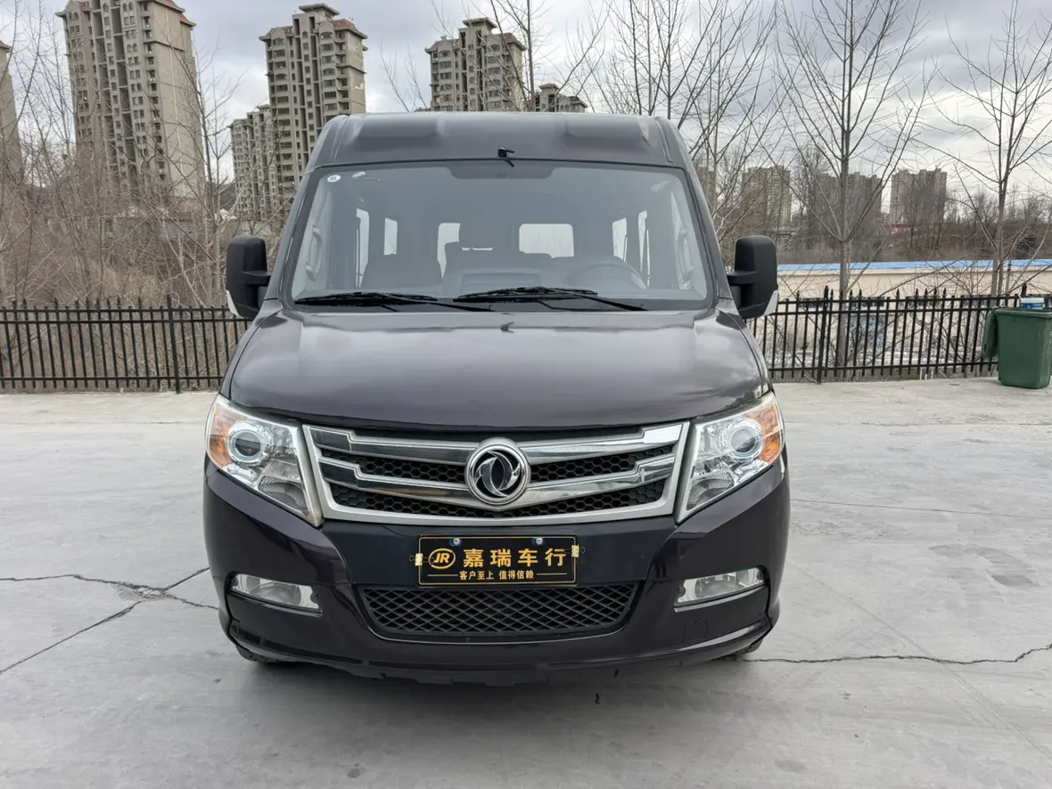 Dongfeng Yufeng  из Китая