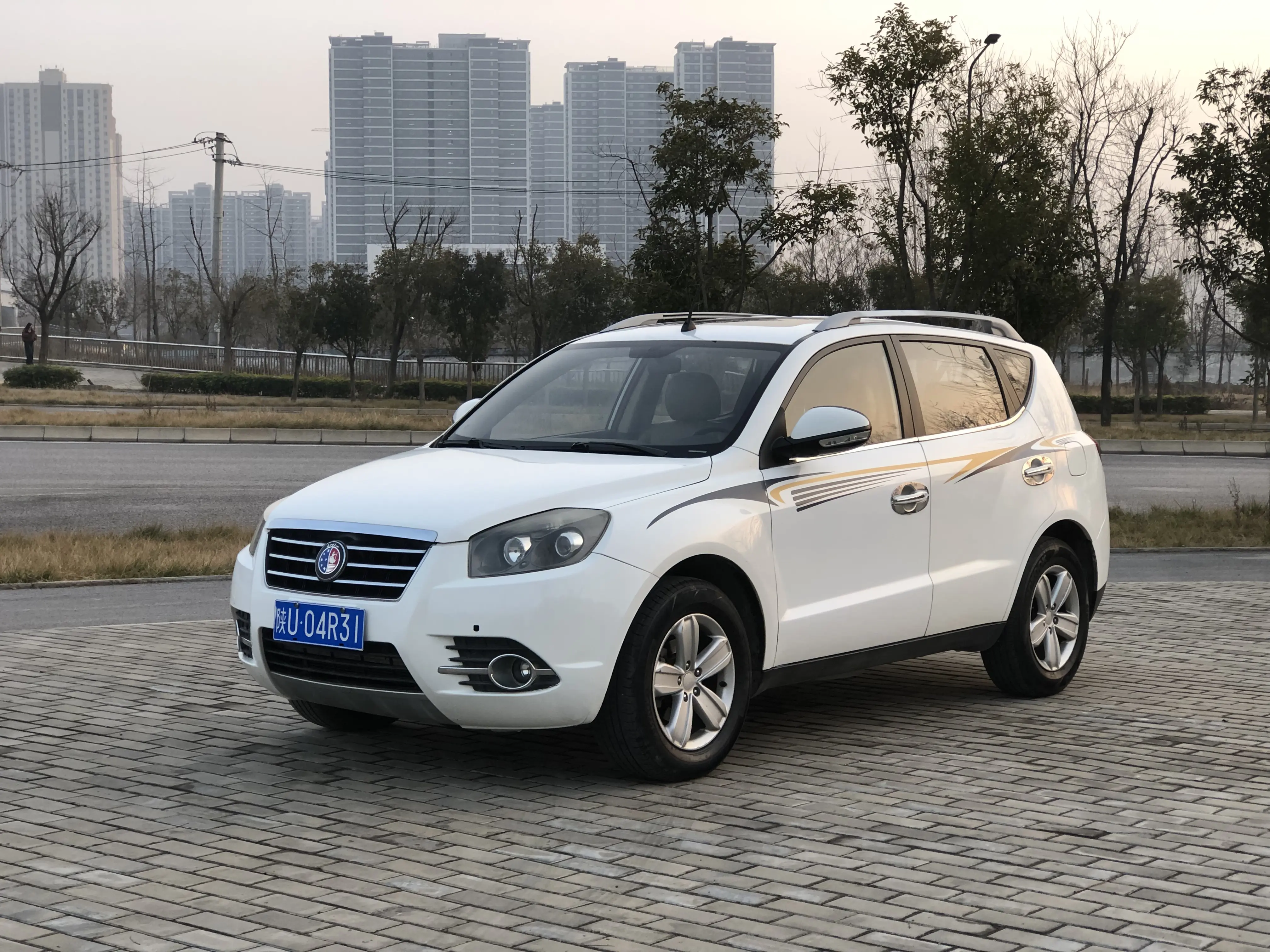 Geely SX7  из Китая